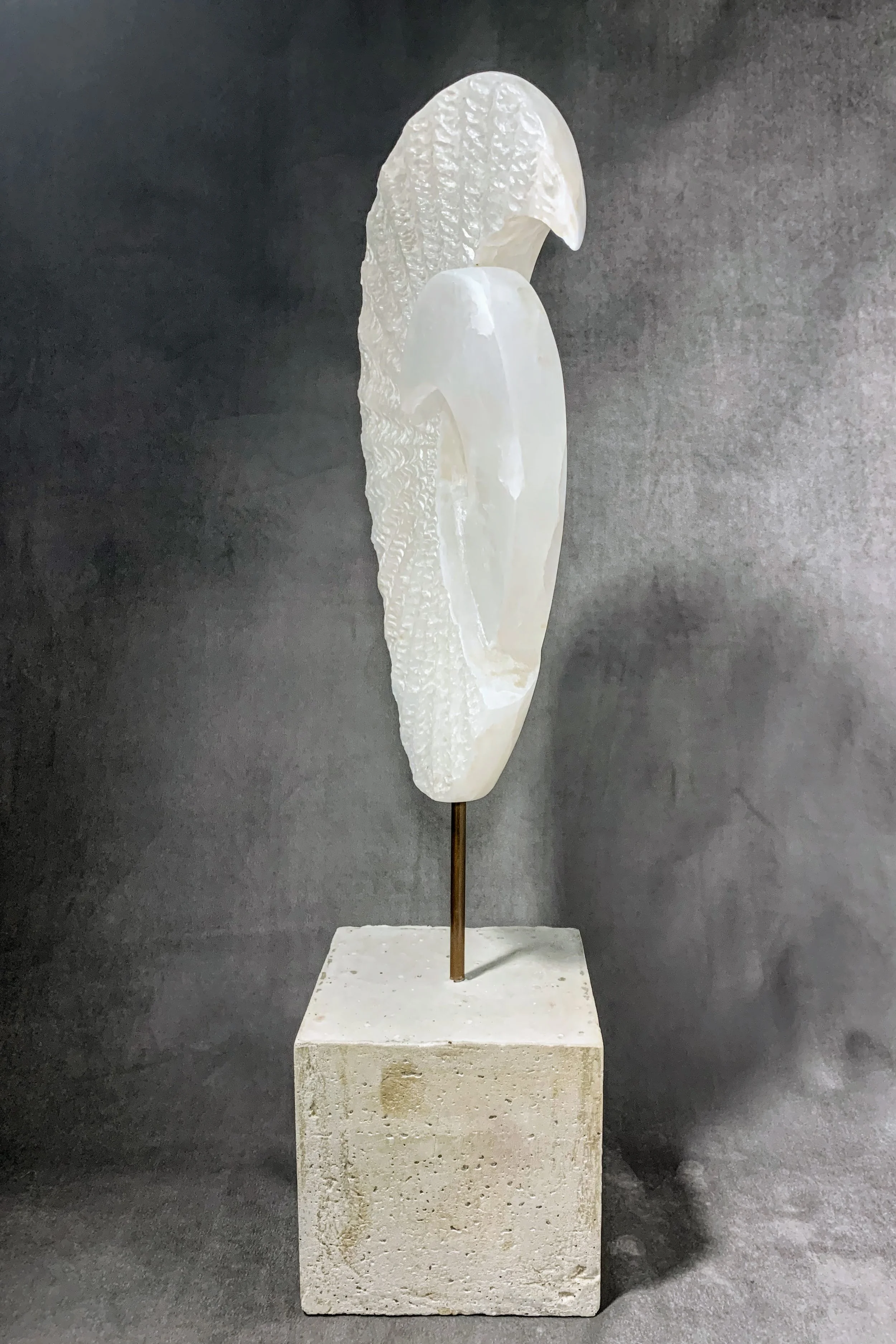 shape of bird alabaster sculpture