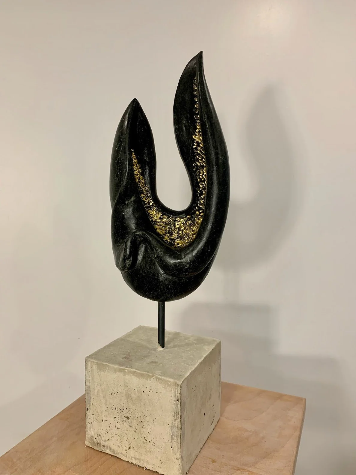 modern cotemporary design versailles sculpture