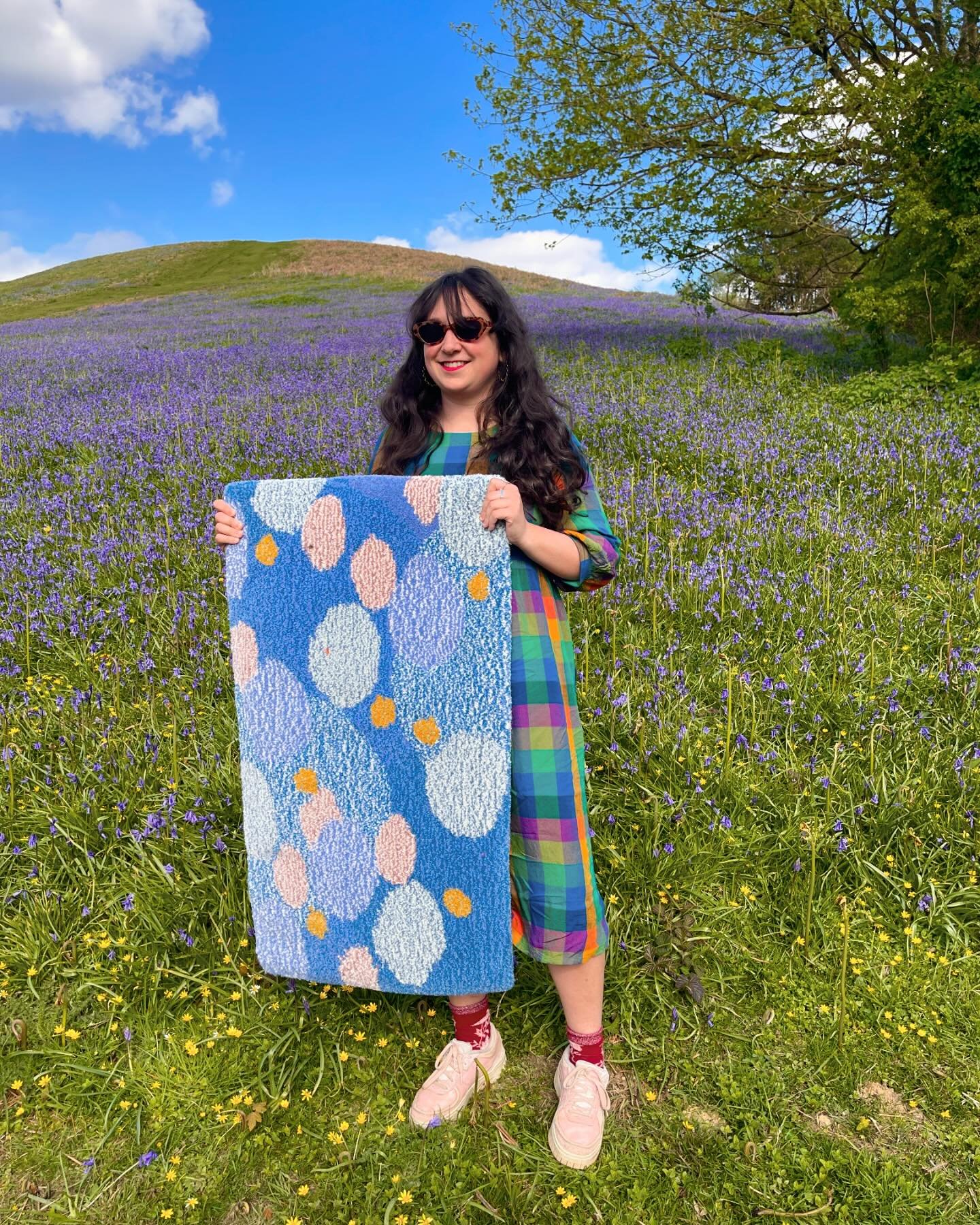 The Plum Blossom rug with all the bluebells 🩵💙

This rug is inspired by the falling blossom on a sunny day with blue skies. I love looking up at blossoms, it always amazes me! 

This rug is 99x 54cm and &pound;295 dm me if you are interested🐋

#st