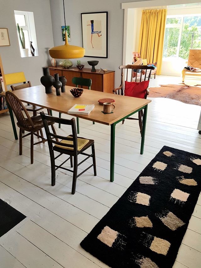 Black Mallow Rug