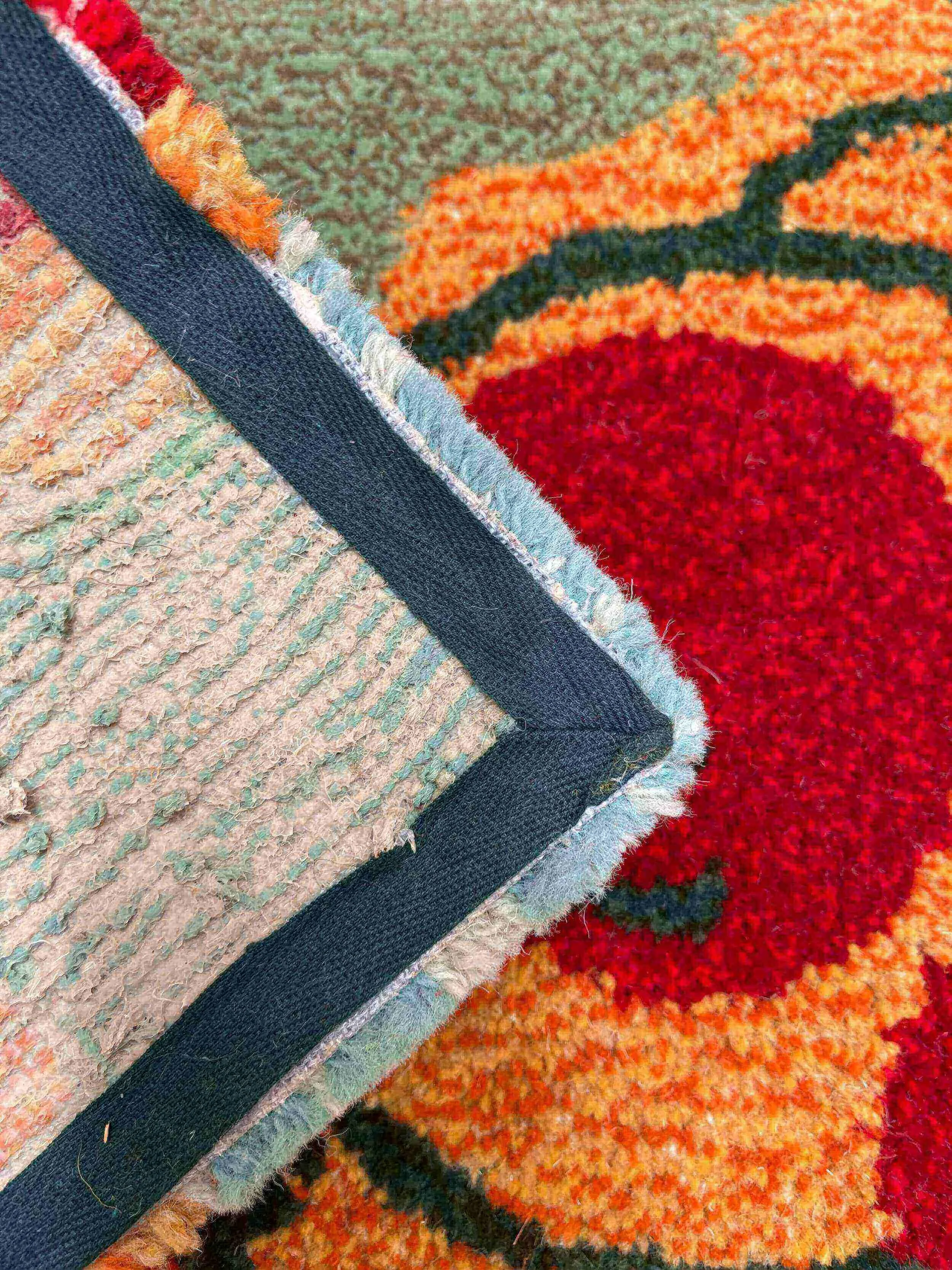 Studio-tuft-gardeners-delight-tomatoe- red-orange-handmade-tufted-rug- backjpeg.jpeg