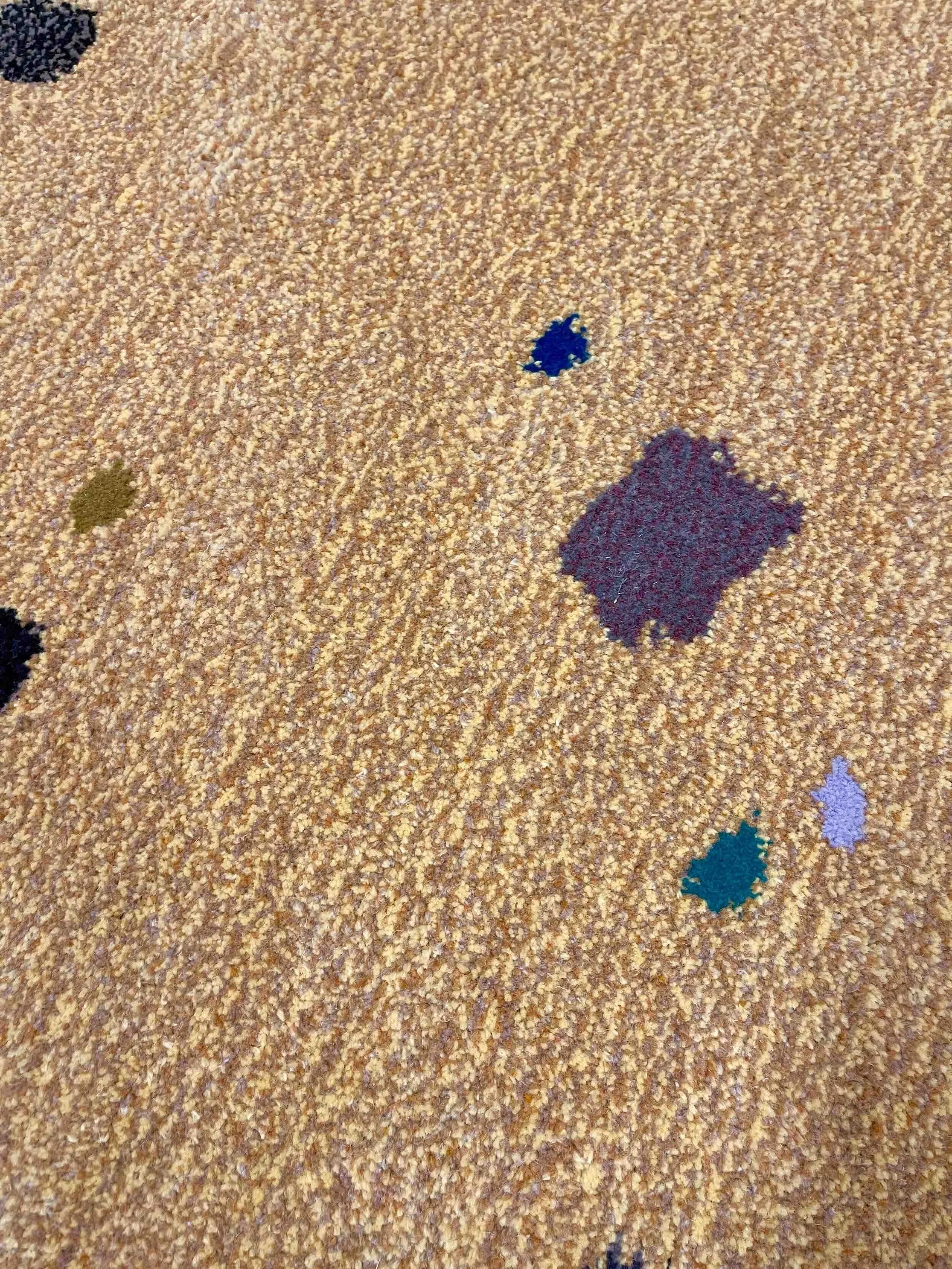 Studio-tuft-seaglass-neutral-handmade-tufted-rug-detail.jpg