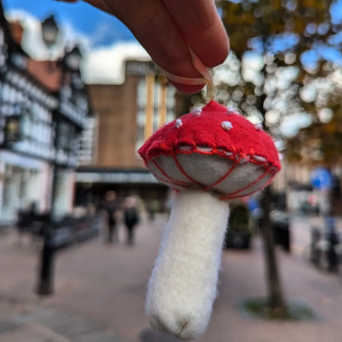 A lovely morning spent crafting @storyhouselive with some fabulous friends.
Taking the time to sit and make a felt mushroom, whilst chatting with friends, was exactly what I needed today.  Sometimes we just need a mindful craft break.
I hope you ha