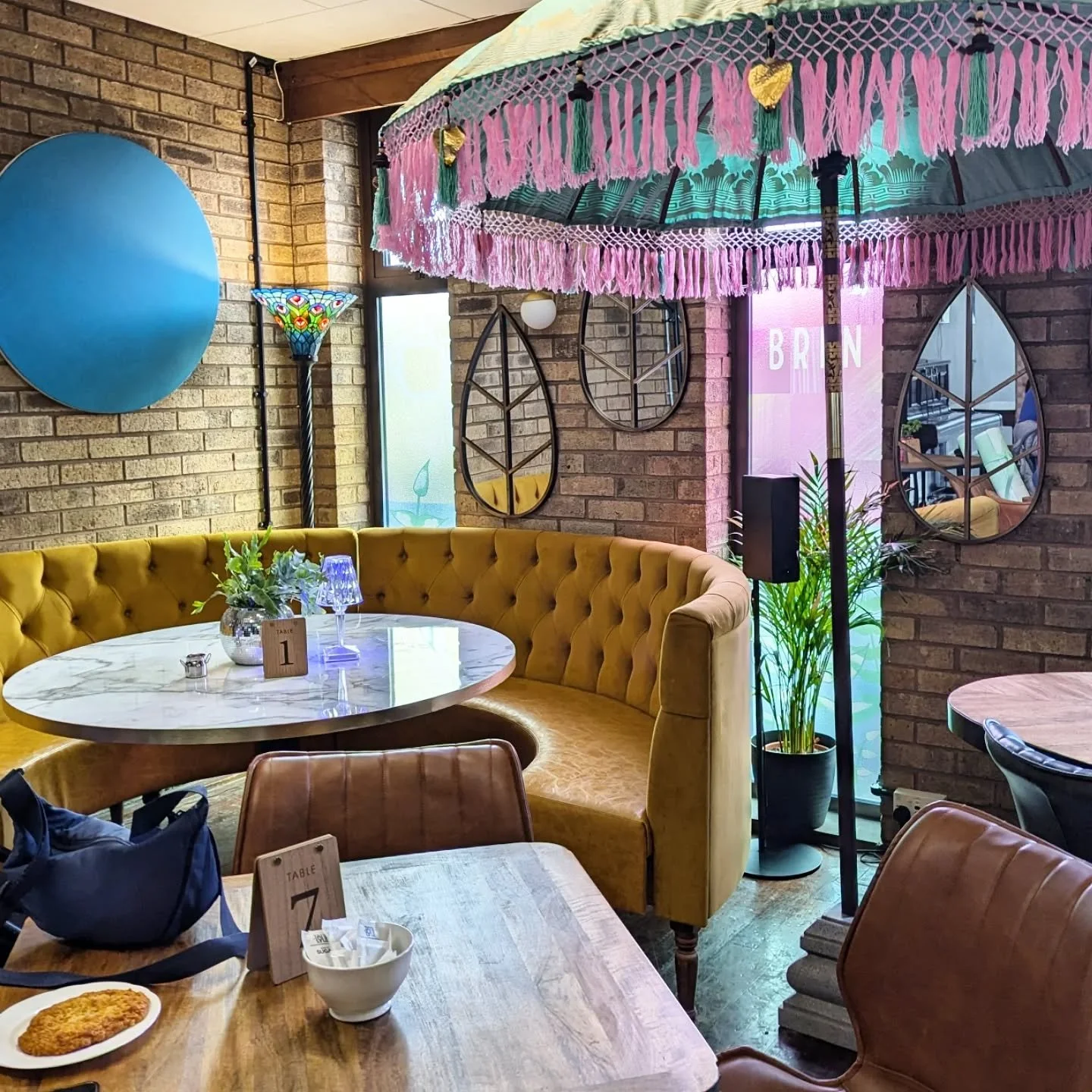 Last Monday, following our yoga class, a number of students went to the opening day of Bren Brews, a brand new coffee shop run by the charity @thebrenproject

Bren Brews is located right next door to our yoga class, making it a perfect place to enjoy