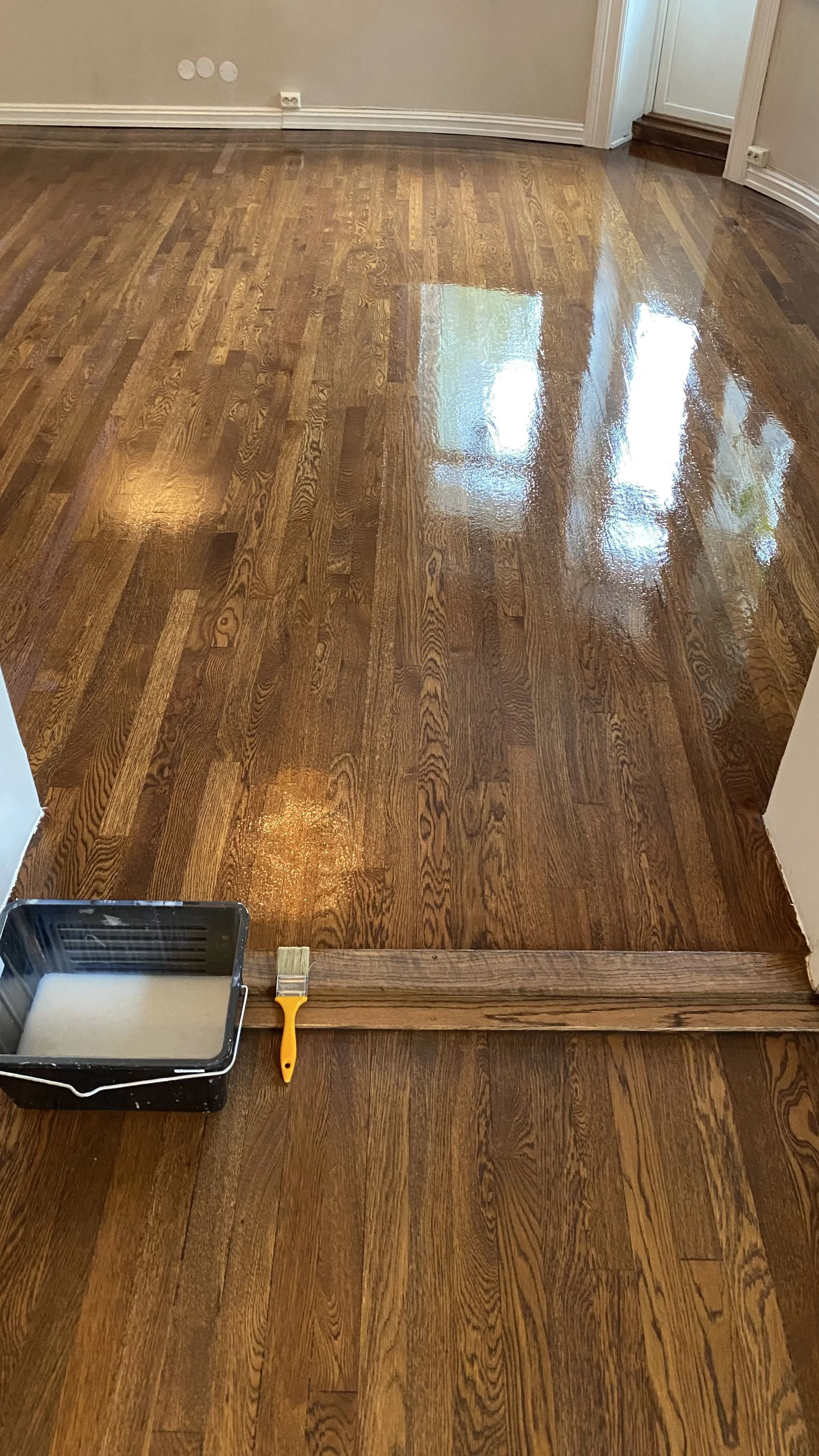 Lakkering av tregulv på Majorstuen