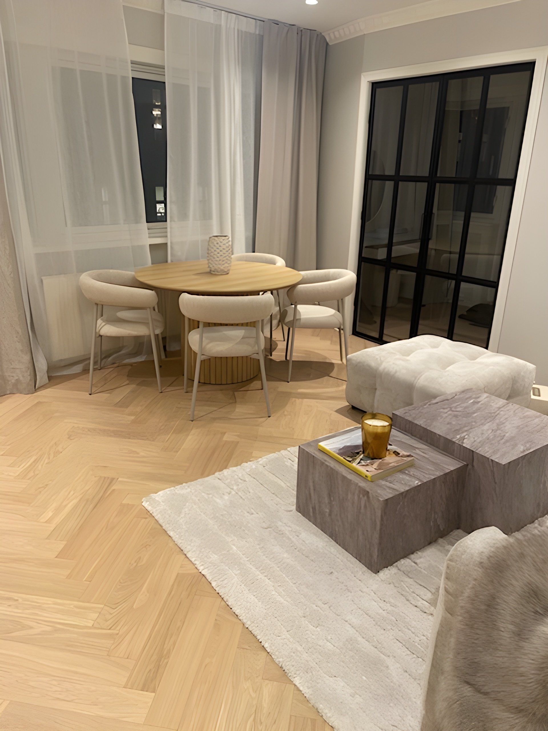 Lys fiskebensparkett 16 x 100 x 500 mm