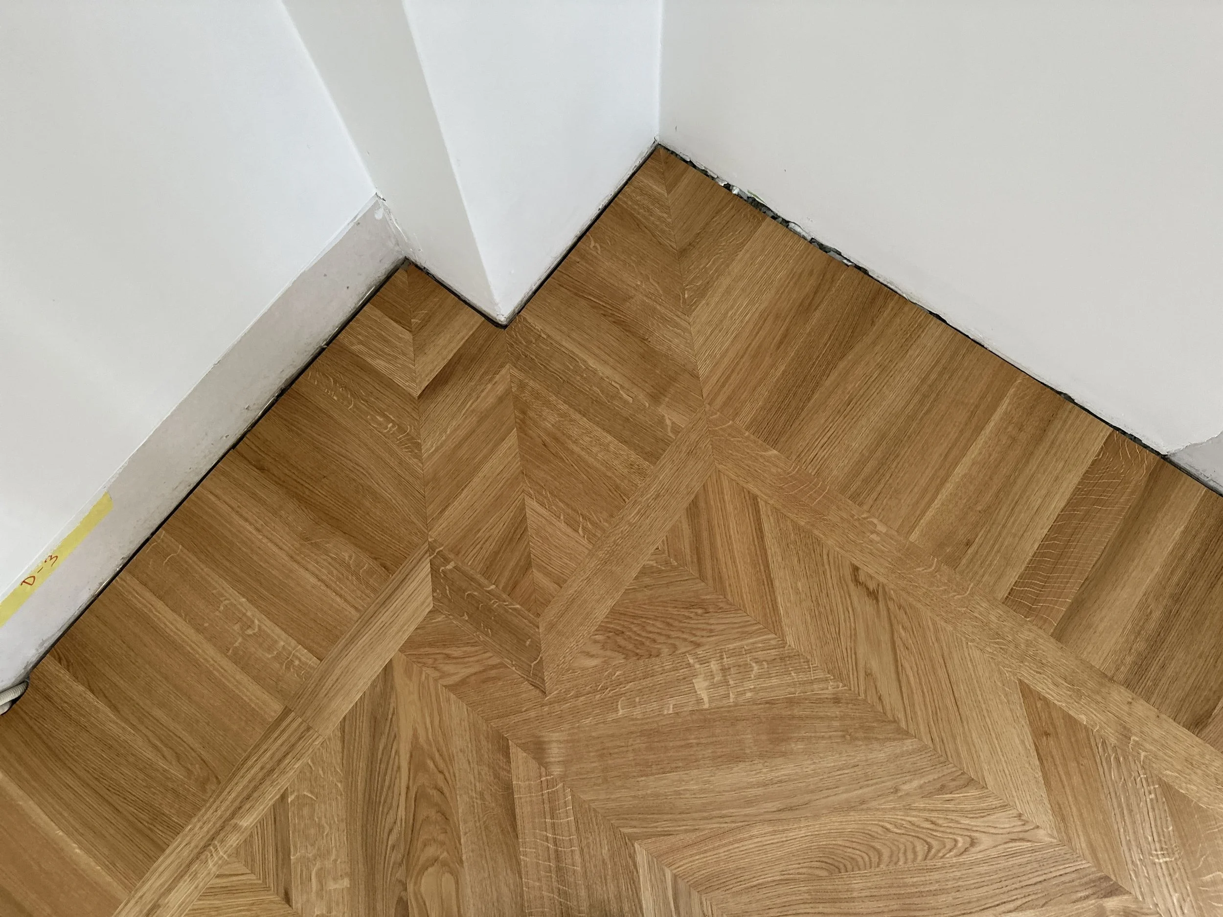 Massivt-Chevron-Oslo-legging-sliping-behandling-Kongelige-Gulv AS (16).jpg