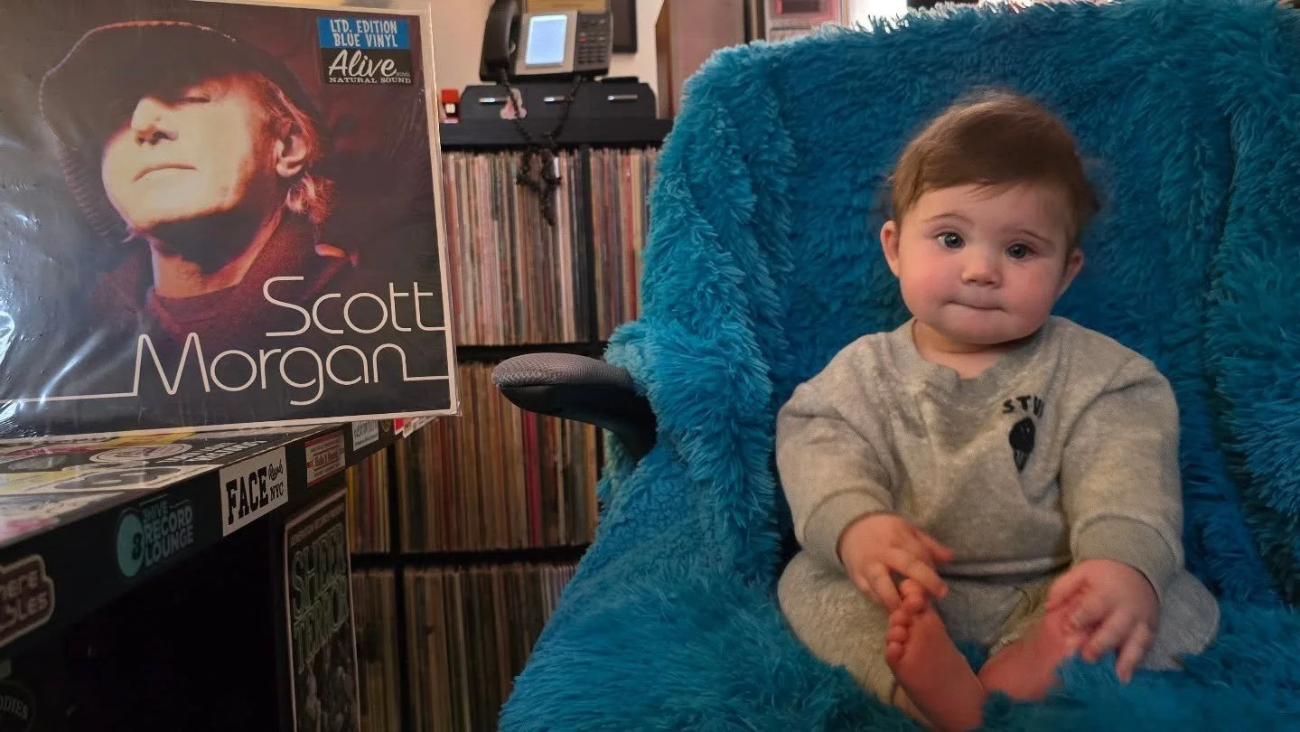 Emmitt is now 6 months old and it's time to pull out the big guns. I'm introducing him to Scott Morgan today. 💙👊 (because my copy is warped and grandpa found us a better one)

#records #scottmorgan #teachemyoung