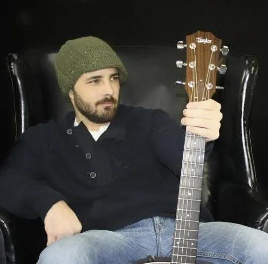 Live Music With Dan Barry
