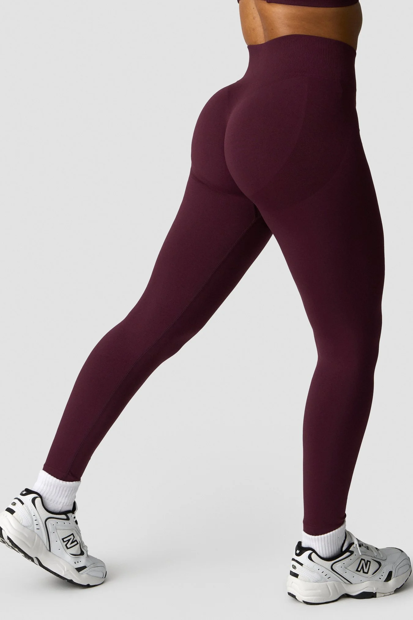 SI_SportTights_01.jpg