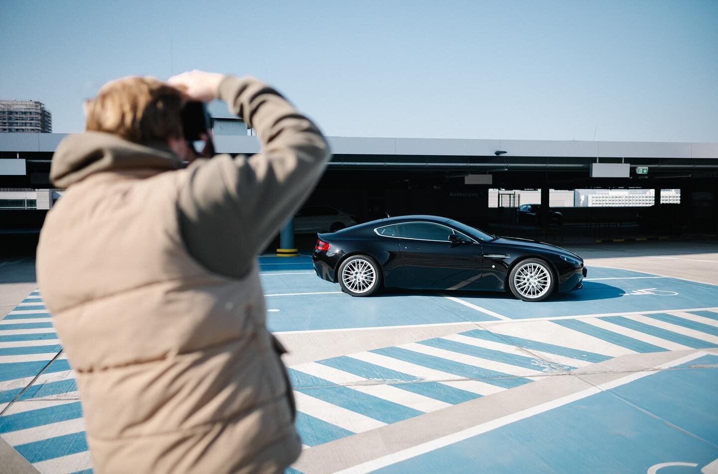 Picking up new toy with @phjsw and @vhcle 
New car days are the best days. 🫠

📸 @phjsw 

#aston #astonmartin #astonmartinvantage #astonmartinvantagev8 #v8vantage #vantagev8