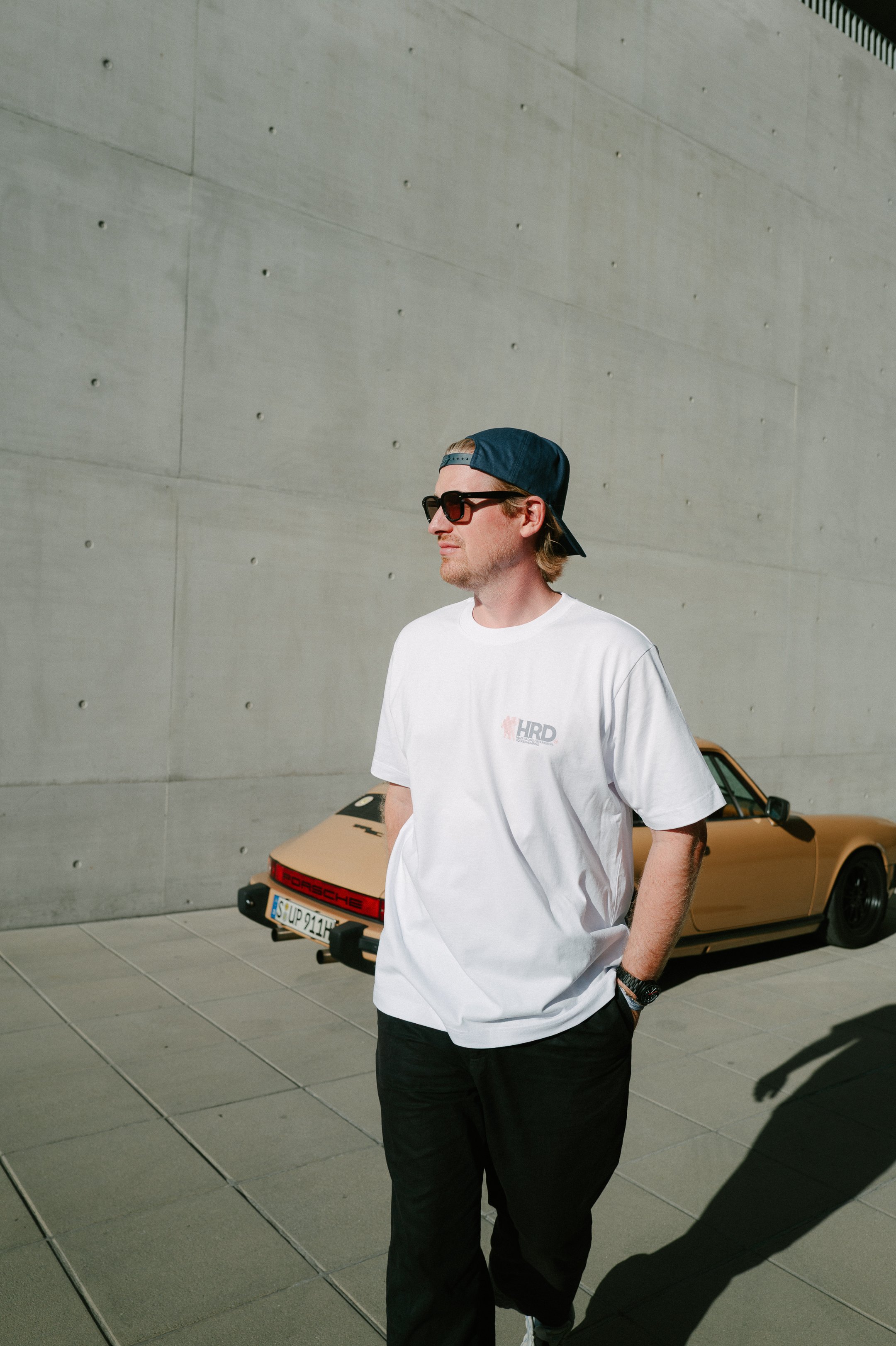 Heizr_RacingDept_Merch-ShirtWeiß-5.jpg