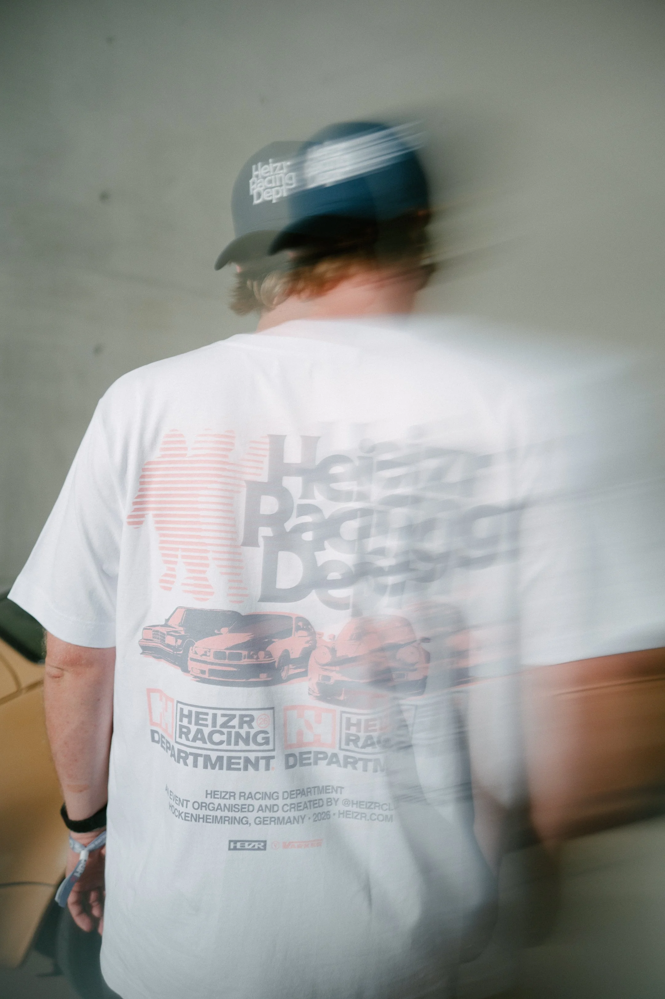 Heizr_RacingDept_Merch-ShirtWeiß-11.jpg