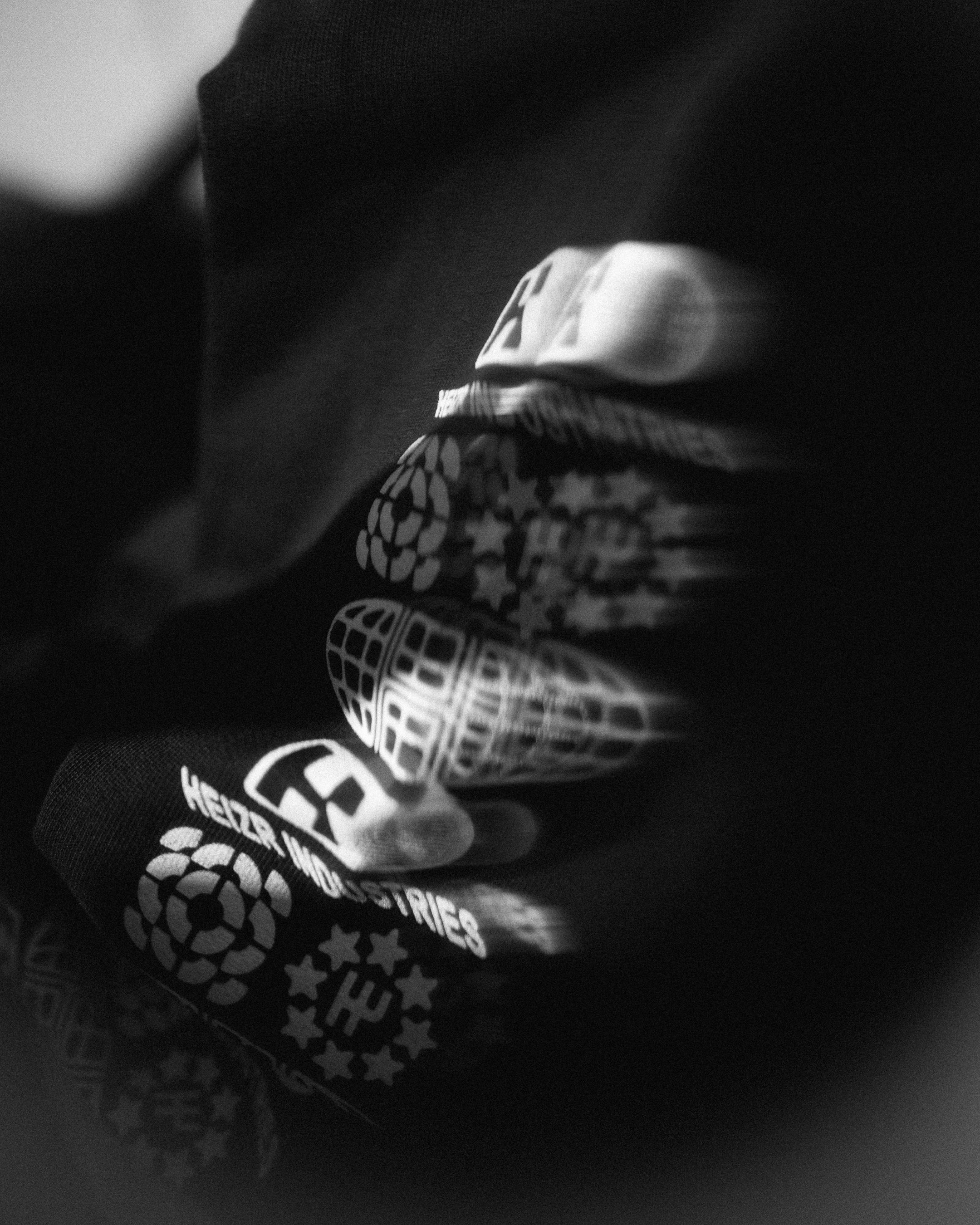 HEIZR_Industries3_Merch_Sweatshirt-21.jpeg