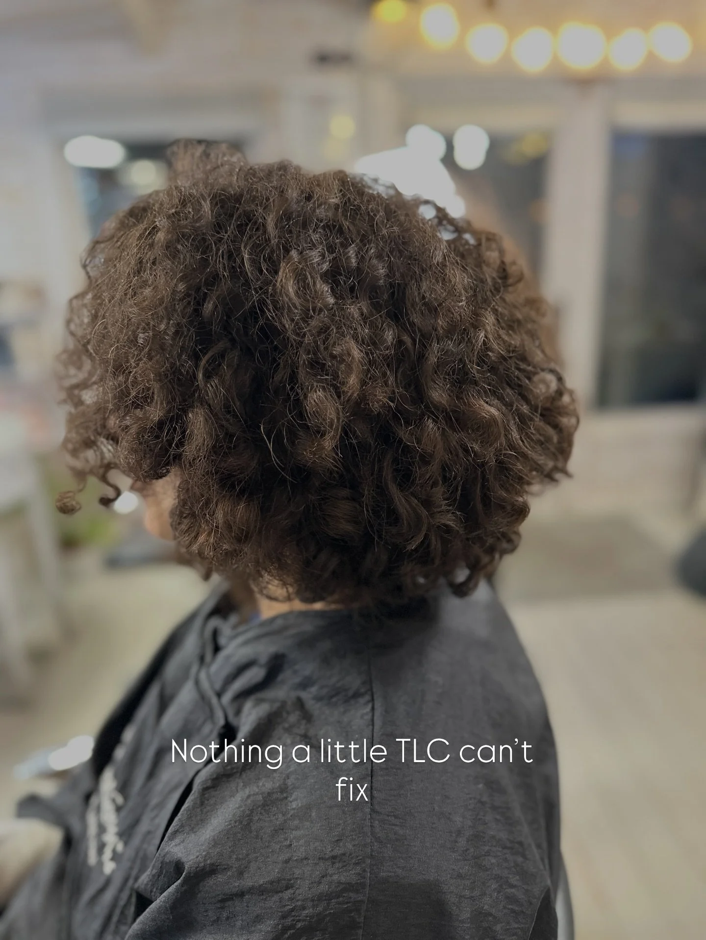 Nothing a little TLC can&rsquo;t fix! 👊🏻

Just look at those beautiful curls after a super thirst quenching, and deep conditioning treatment, and a precision curly cut. 

@nineyardsuk All In moisture shampoo &amp;
Never Dull Repair Treatment 👌🏼

