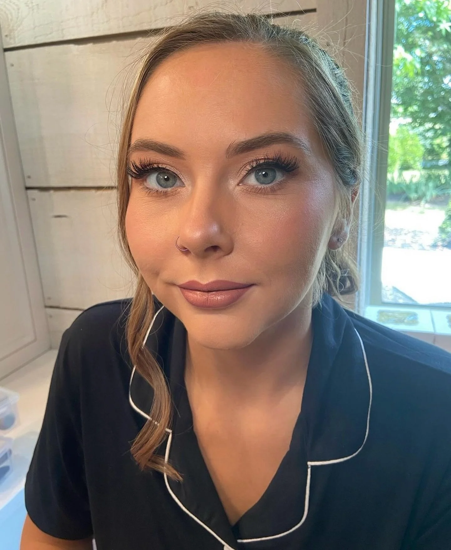 Summer glam ✨
MUA @madisonfromlush 
Hair by @styless_by_amanda