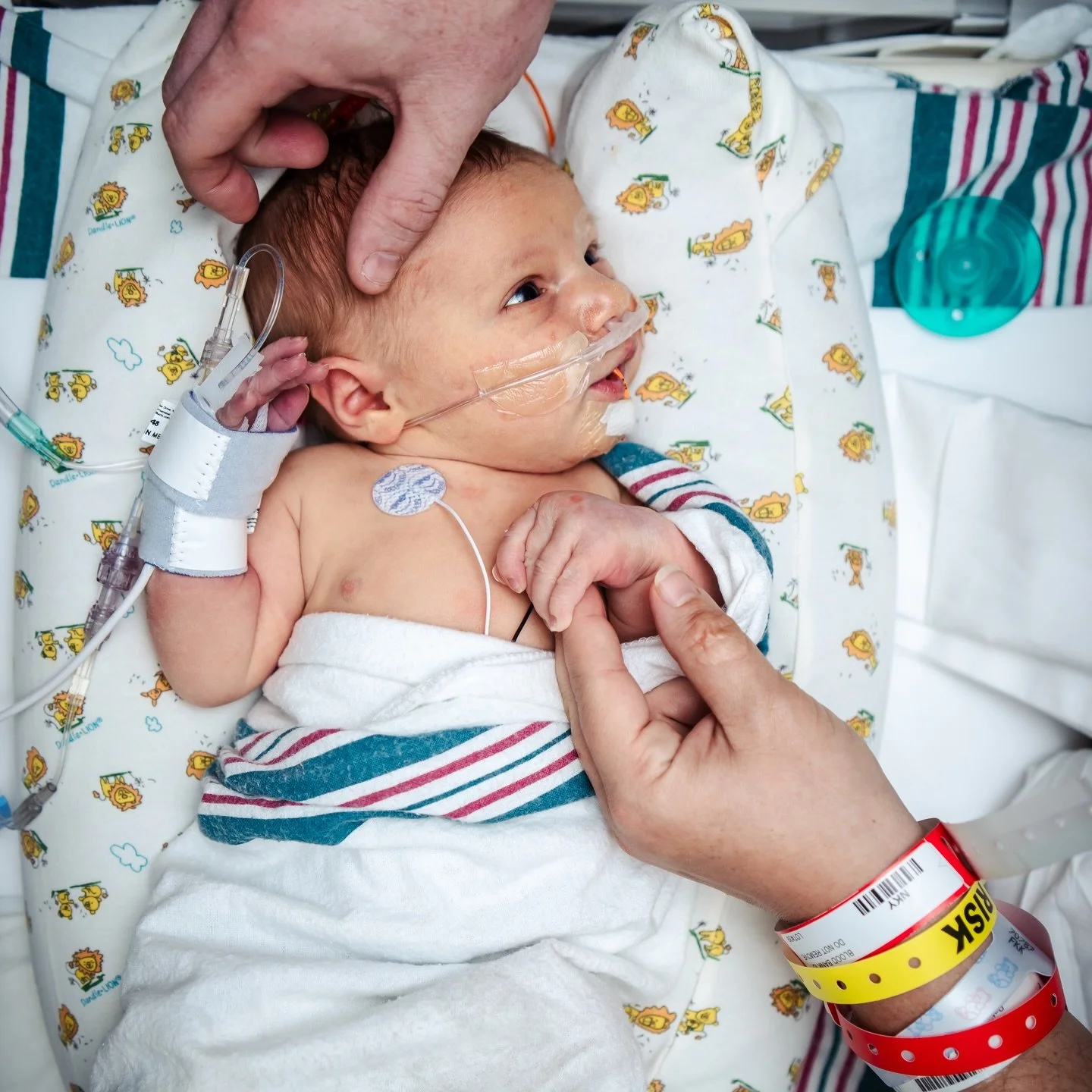 This one is for the NICU families 🩷🩷