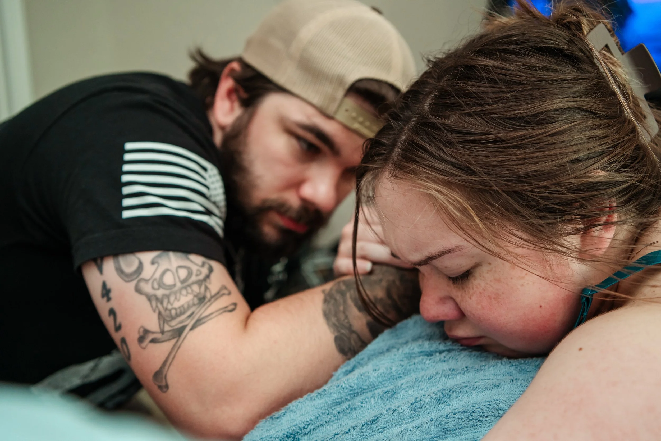 Moments from a beautiful home birth✨