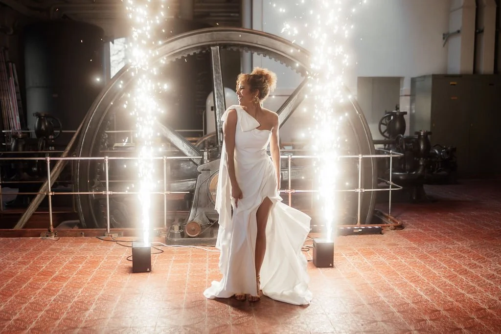 Hochzeitsfotograf_Zürich_Hochzeitsfest_first_look_sparkler_Trice_Gantner-223.jpg