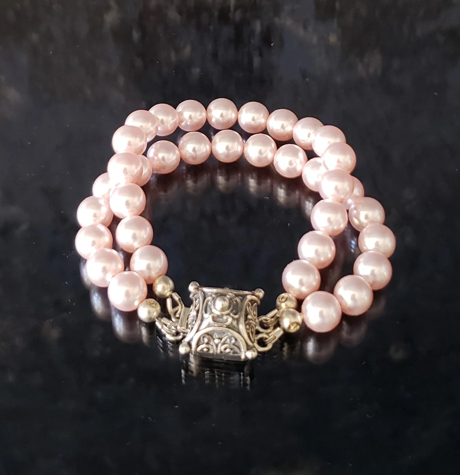 Elegant Swarovski® Crystal Pearls Pink Blush