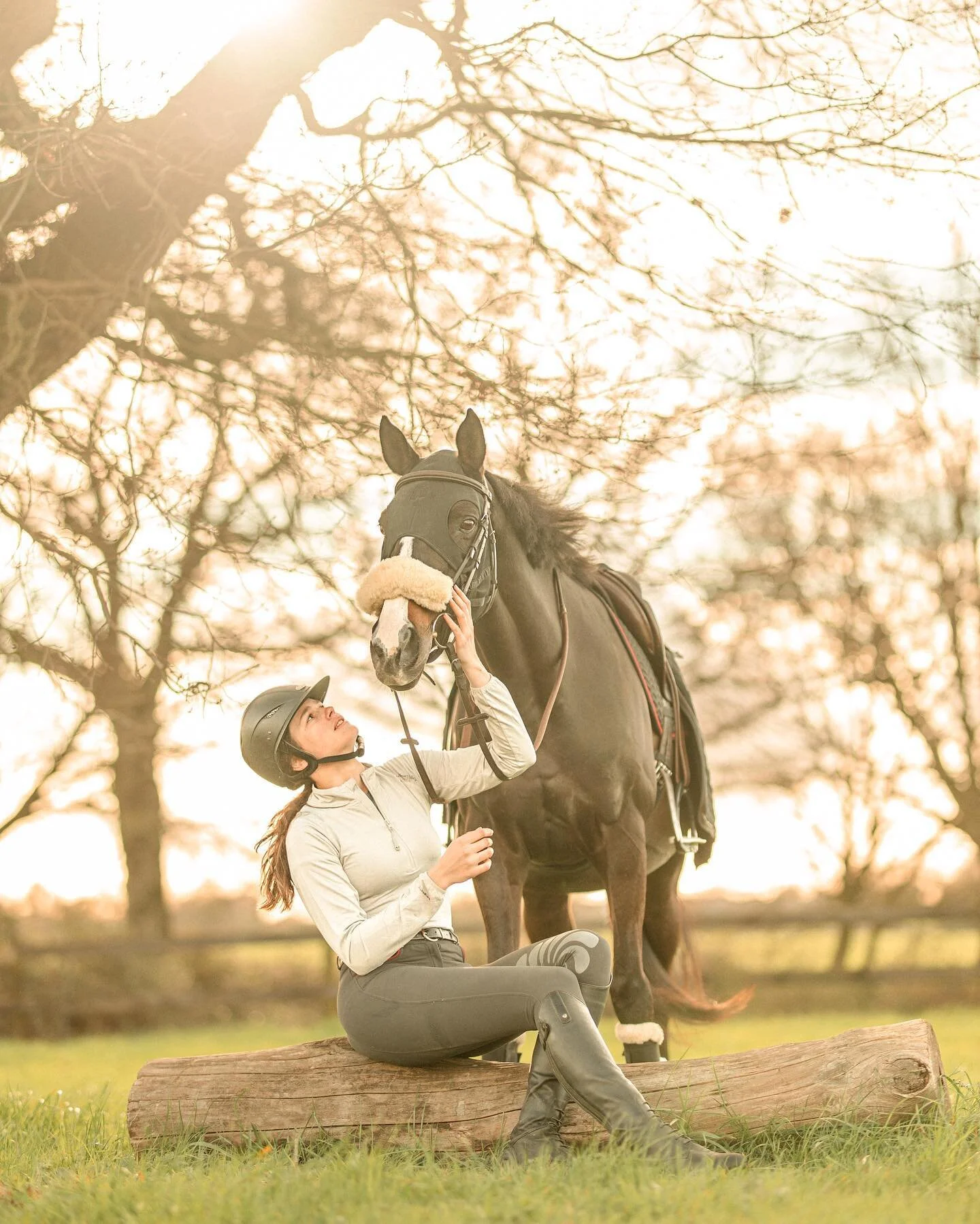 ATINA ET LISA 2
deuxième partie de ce shooting pour @horsedressing x @fenwickequestrian avec nos stars @atina_et_lisa !
ne sont elles pas trop belles toutes les deux ?
Alex DEVIGNY Photographe
photographe animalière (chevaux, chiens,
