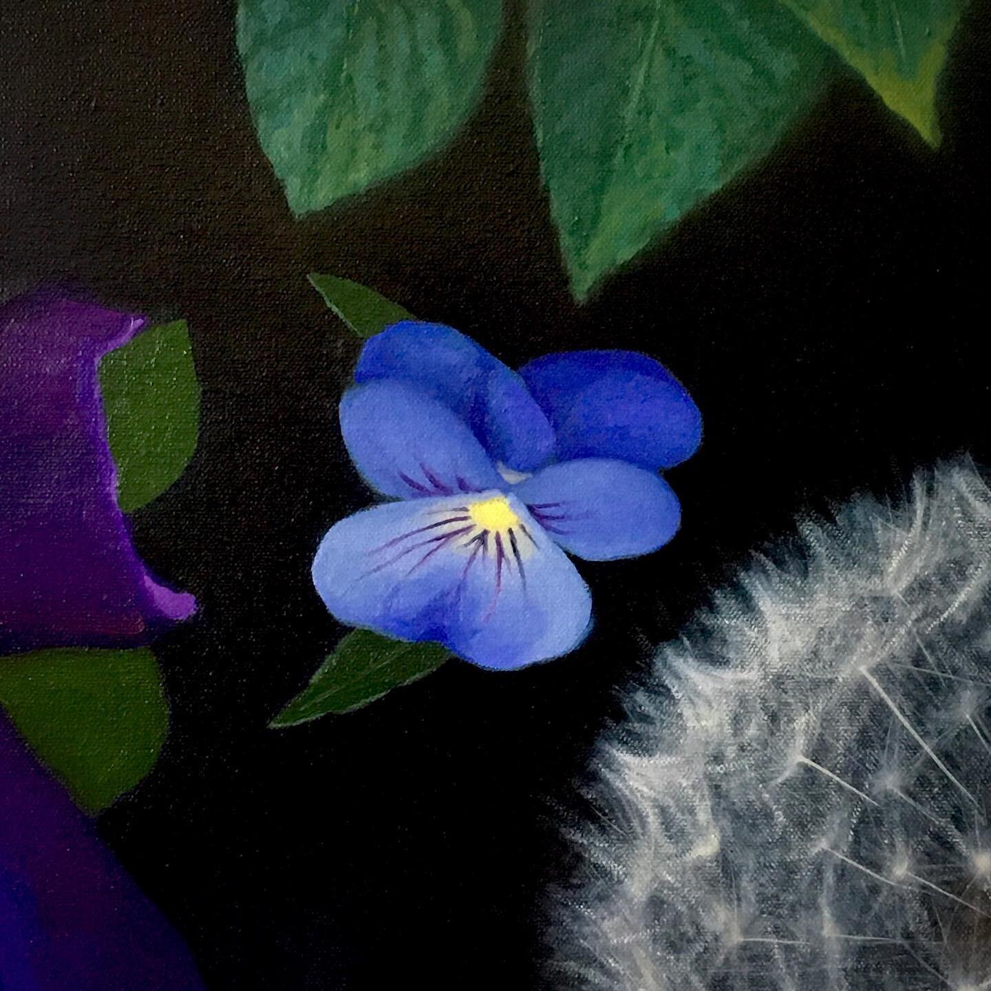 Viola 

#viola #paintingdetail #partsofpainting #summerflowers #paintingflowers #floweringplanet #againstthedark