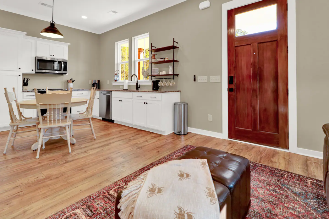 Alexis ADU Interior.png