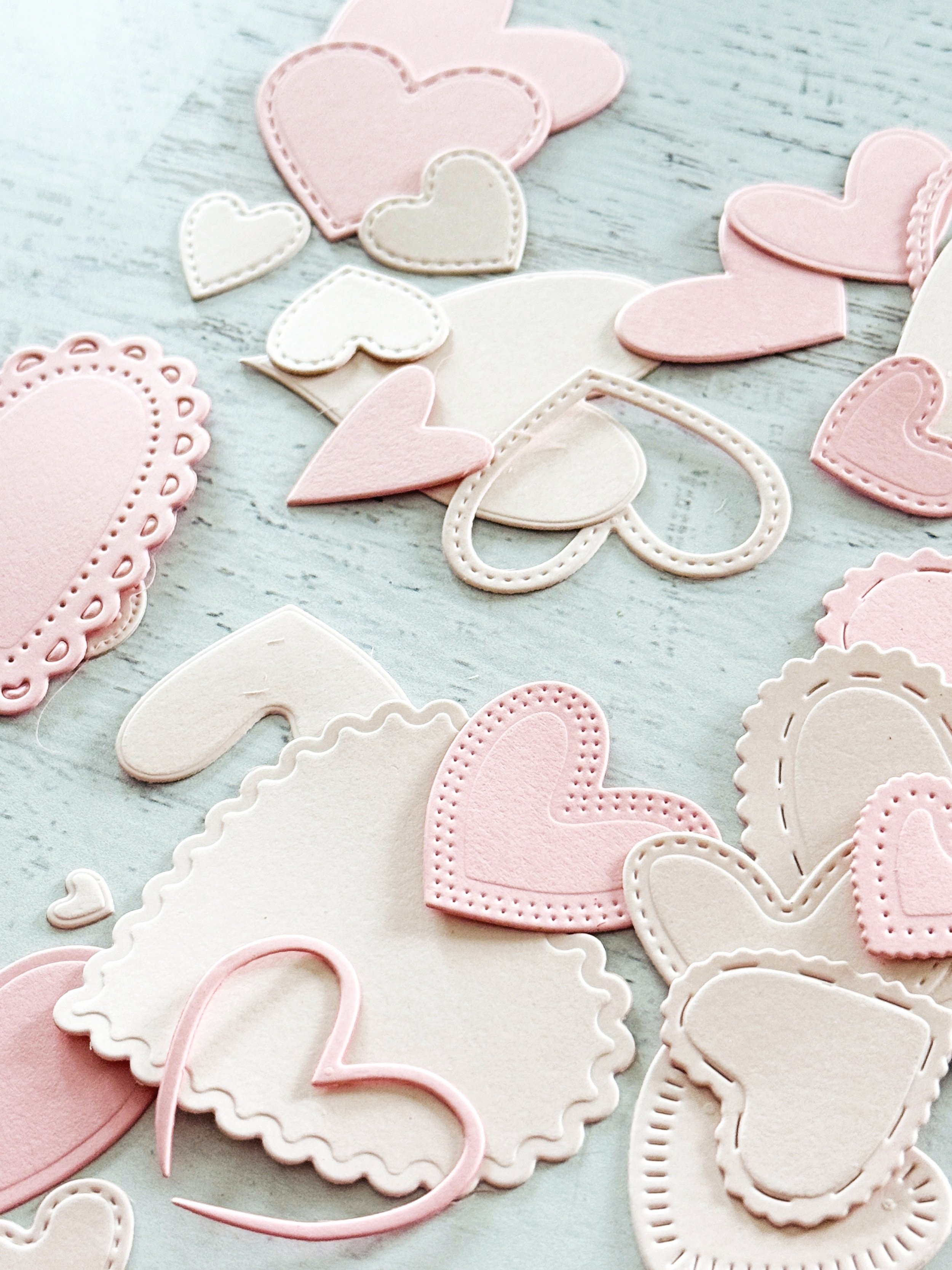 Die Cuts: Soft Pink Hearts