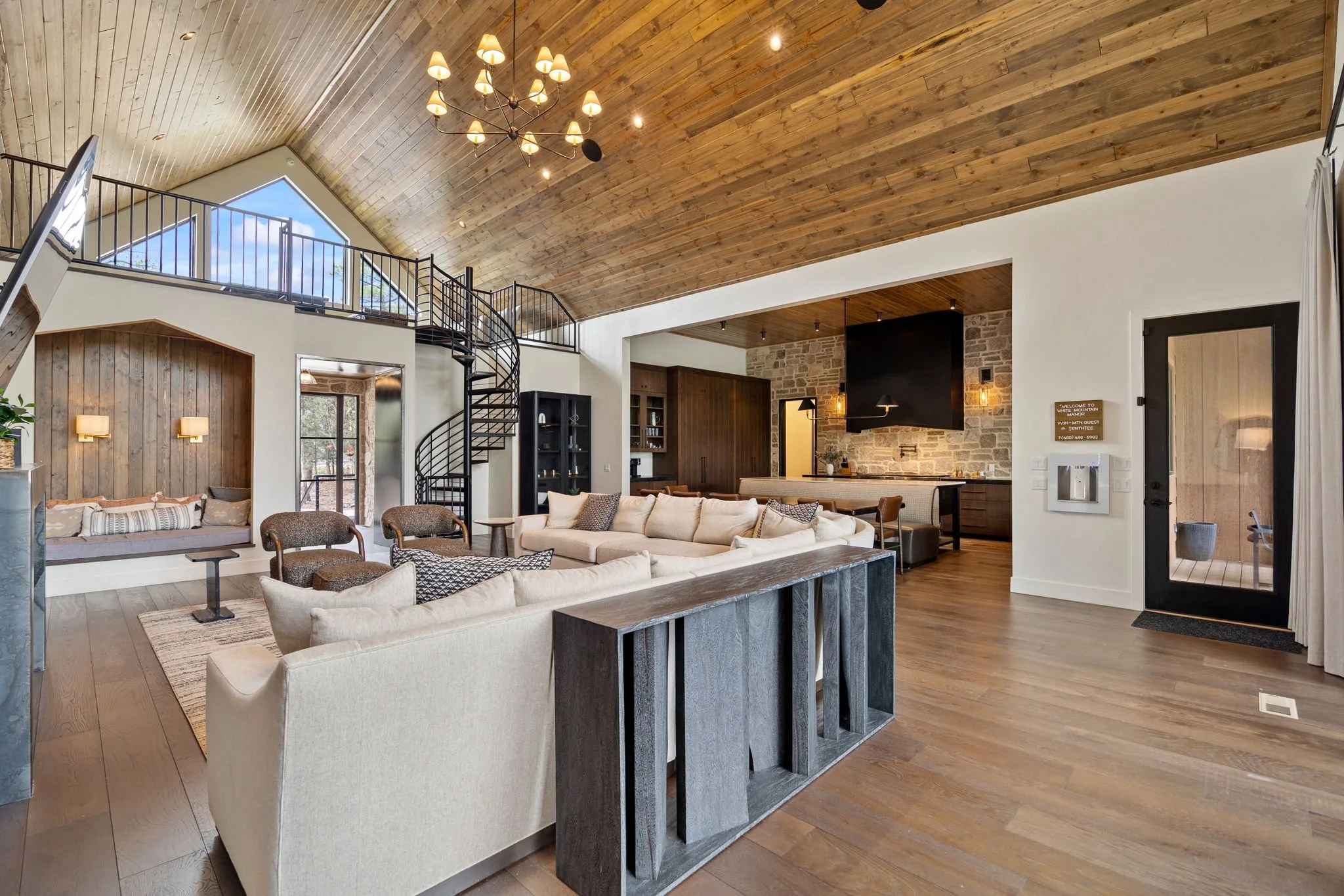 2441SMonkshoodRd-ShowLow-AZ-18.jpg