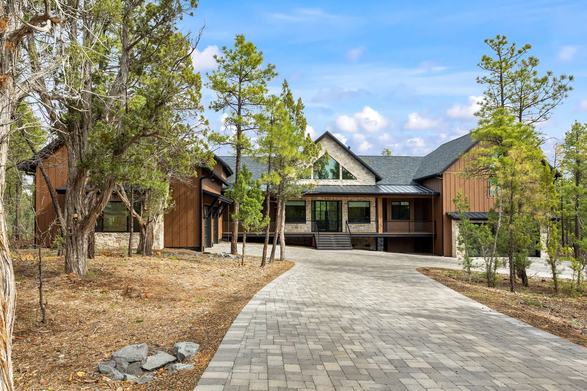 2441SMonkshoodRd-ShowLow-AZ-1.jpg