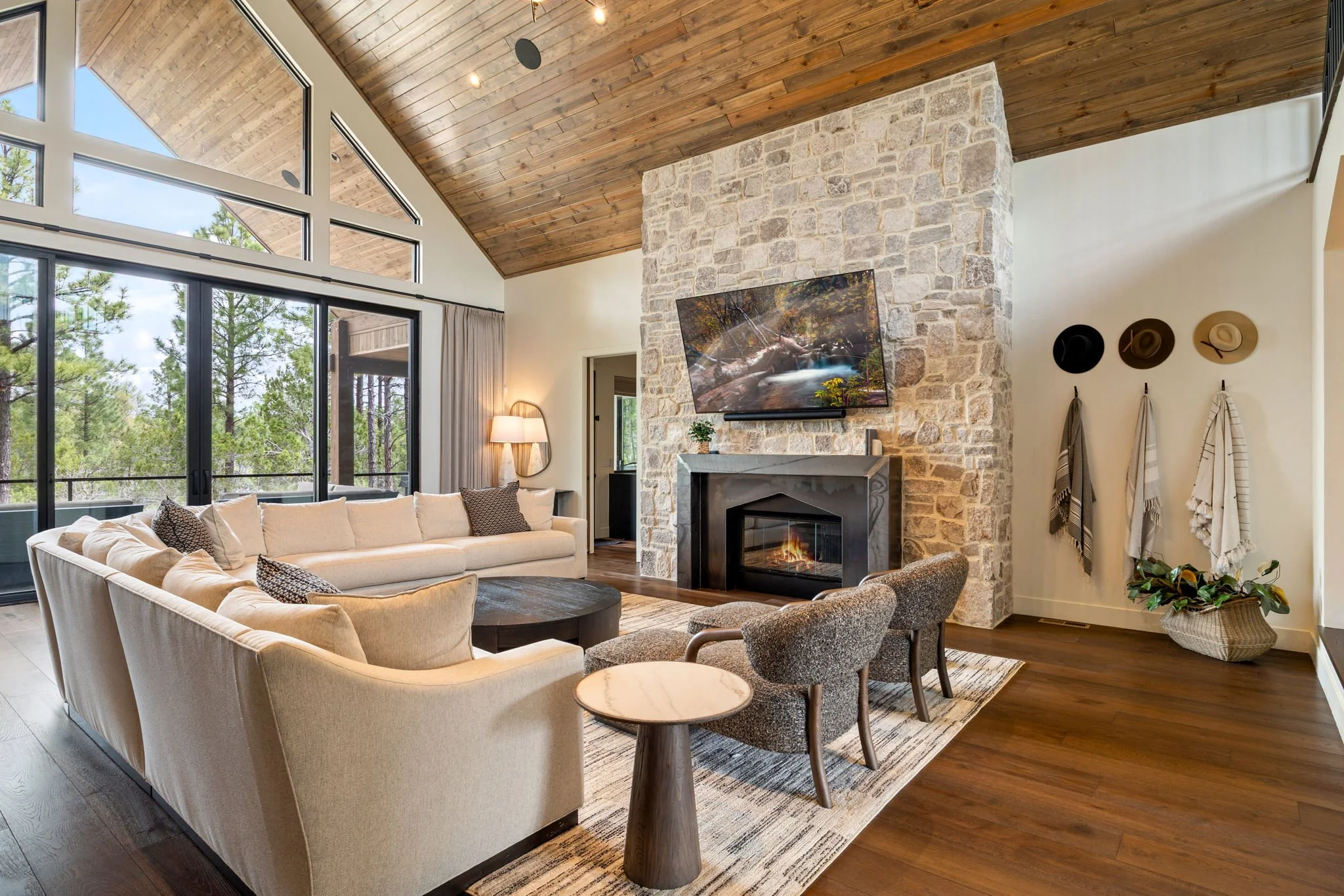 2441SMonkshoodRd-ShowLow-AZ-13.jpg