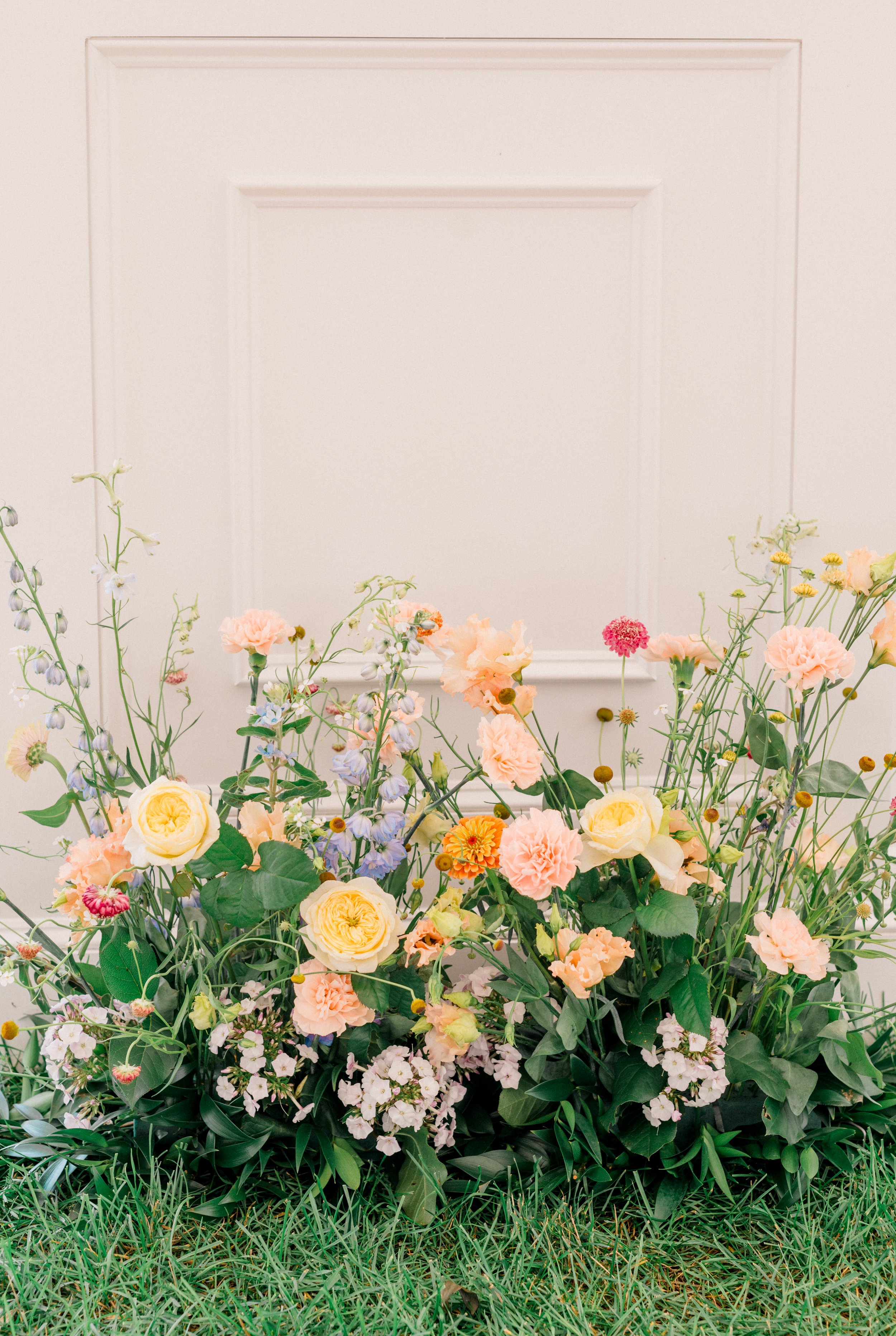 Connecticut wedding florist First Blush crafts vibrant, sustainable garden florals
