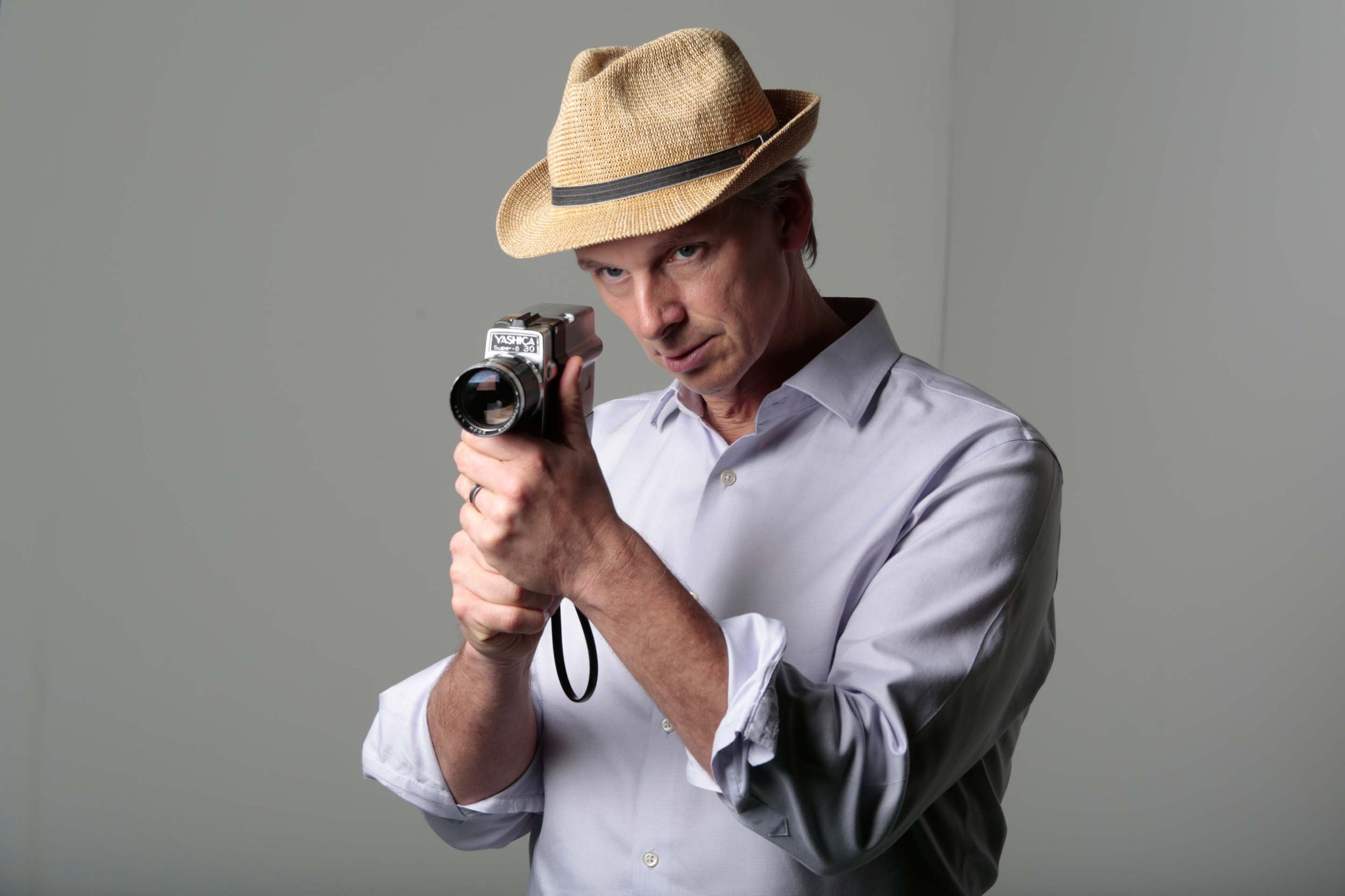 HEADSHOT-BRENT DEY .jpg