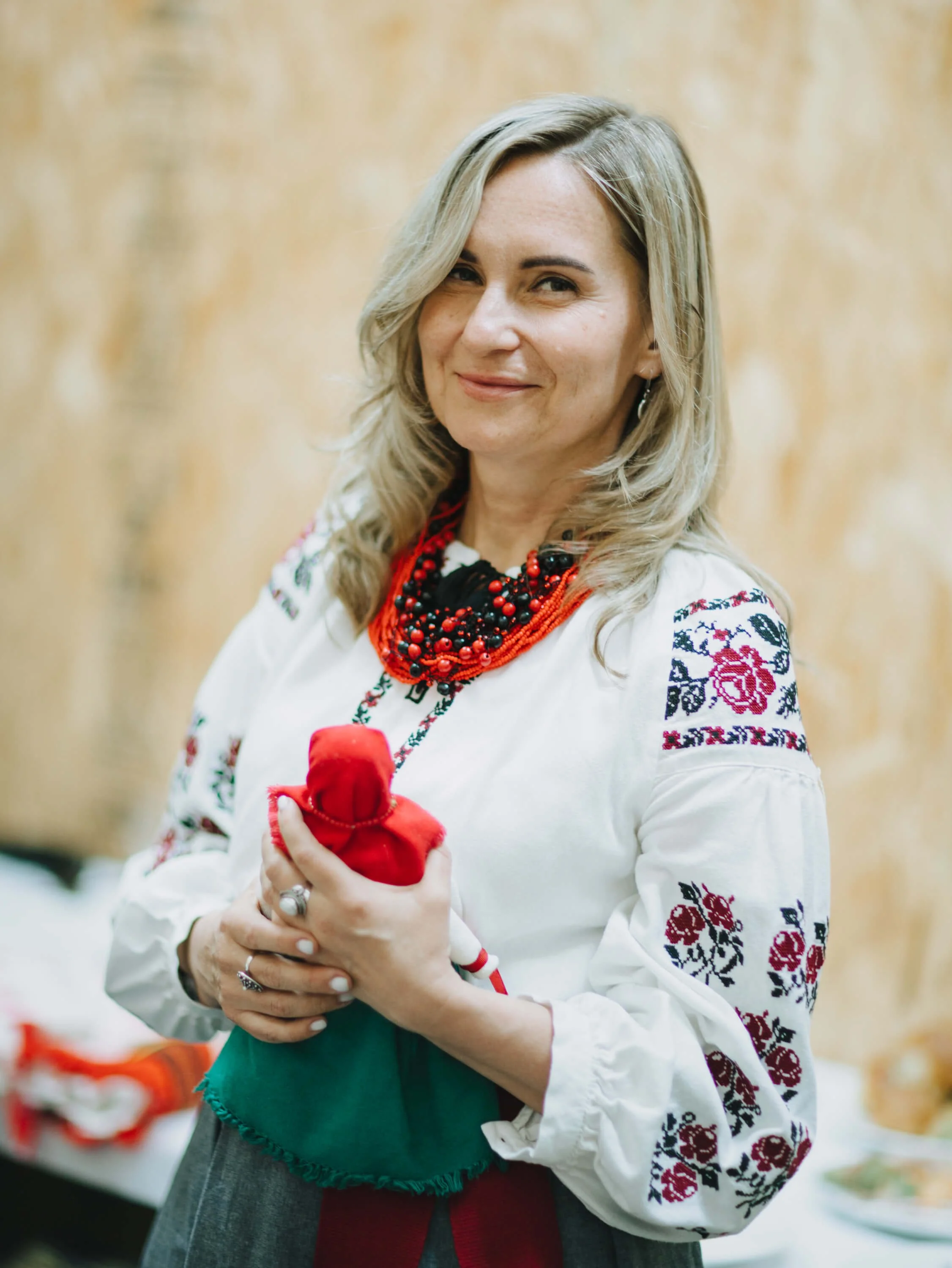 salt spring island ukrainian community Sydney Woodward Folklore Photography Company-87.jpg