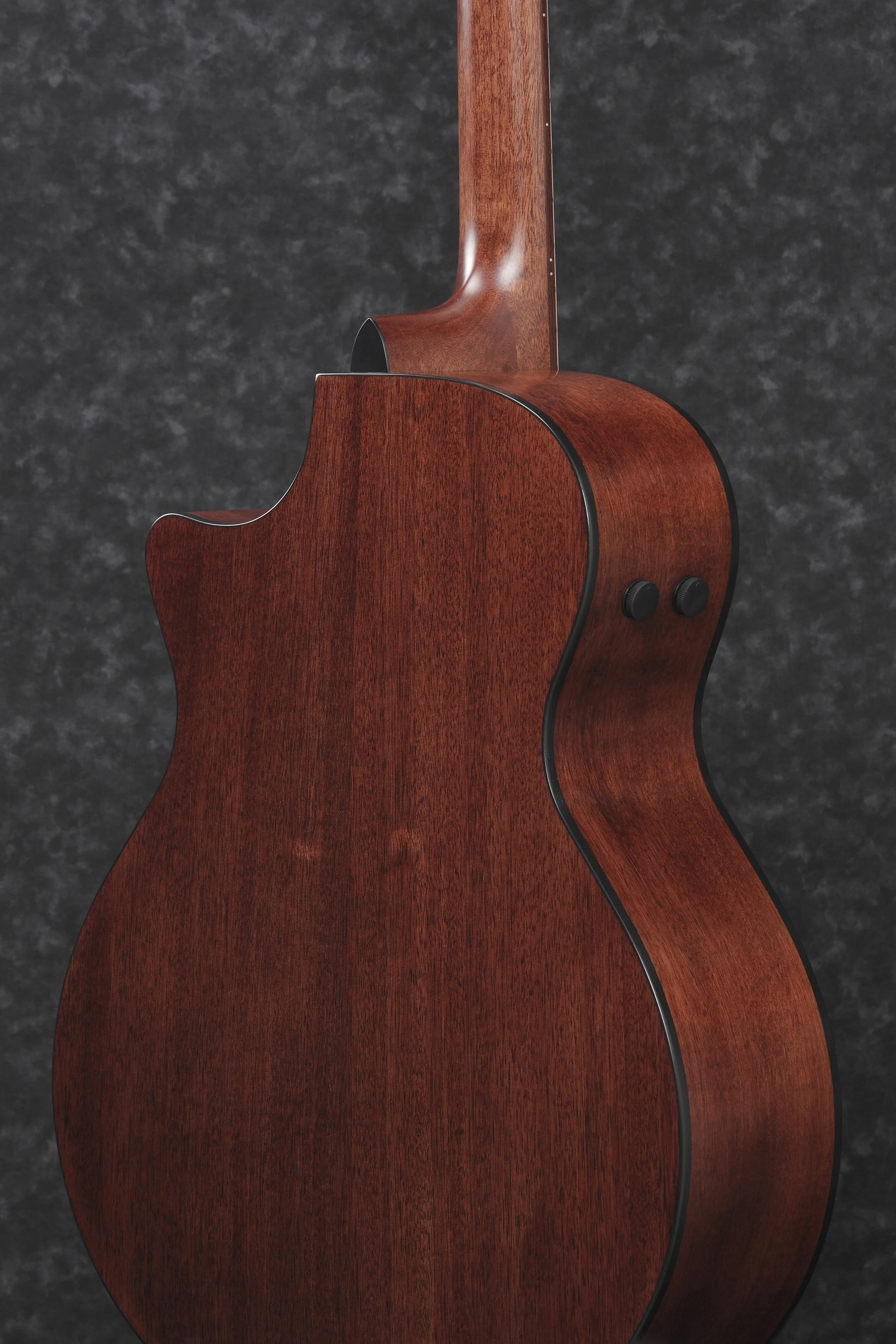 AE275BT_LGS_1X_01_I.jpg