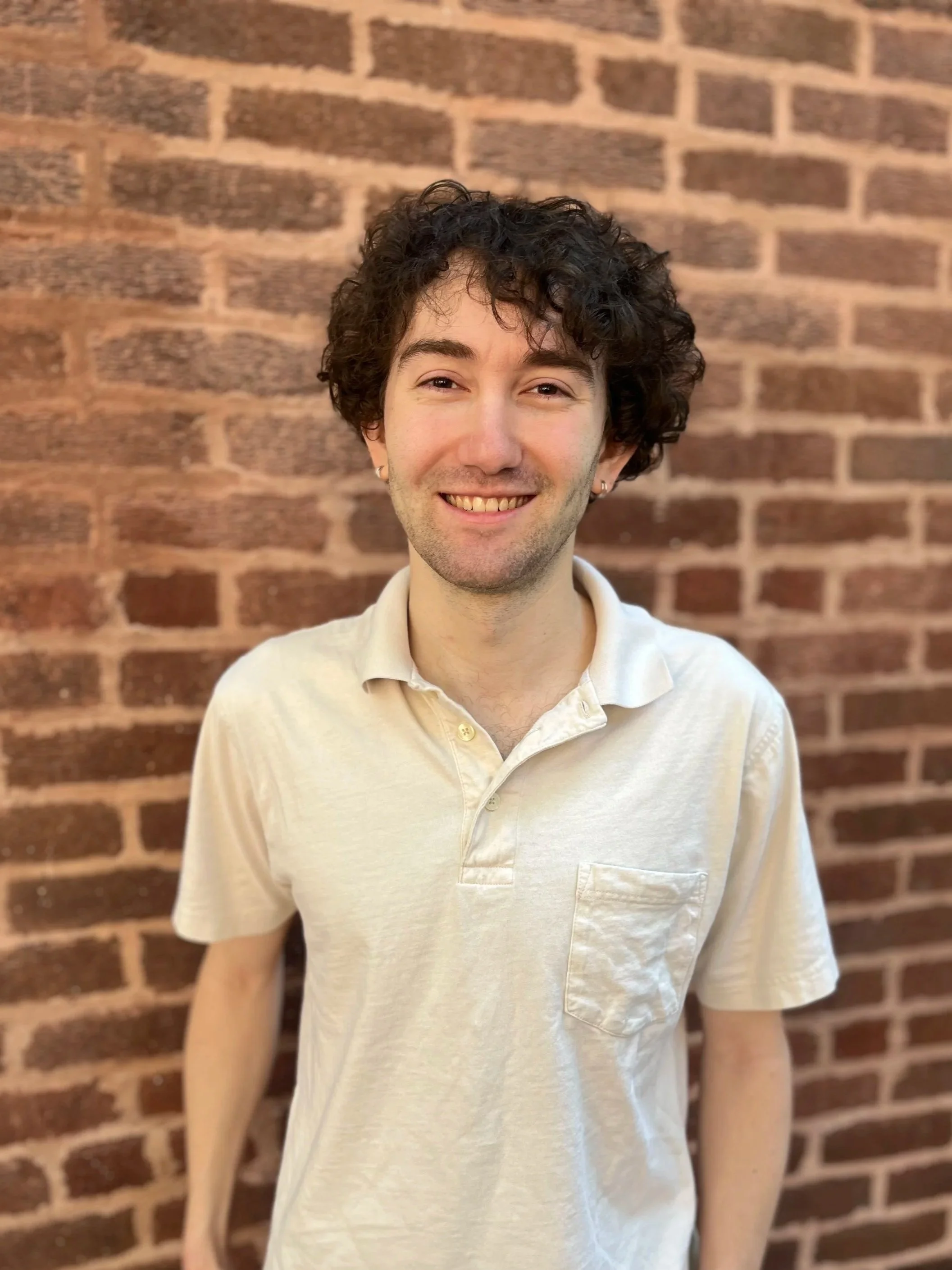 Therapist Colton in Avondale & Logan Square