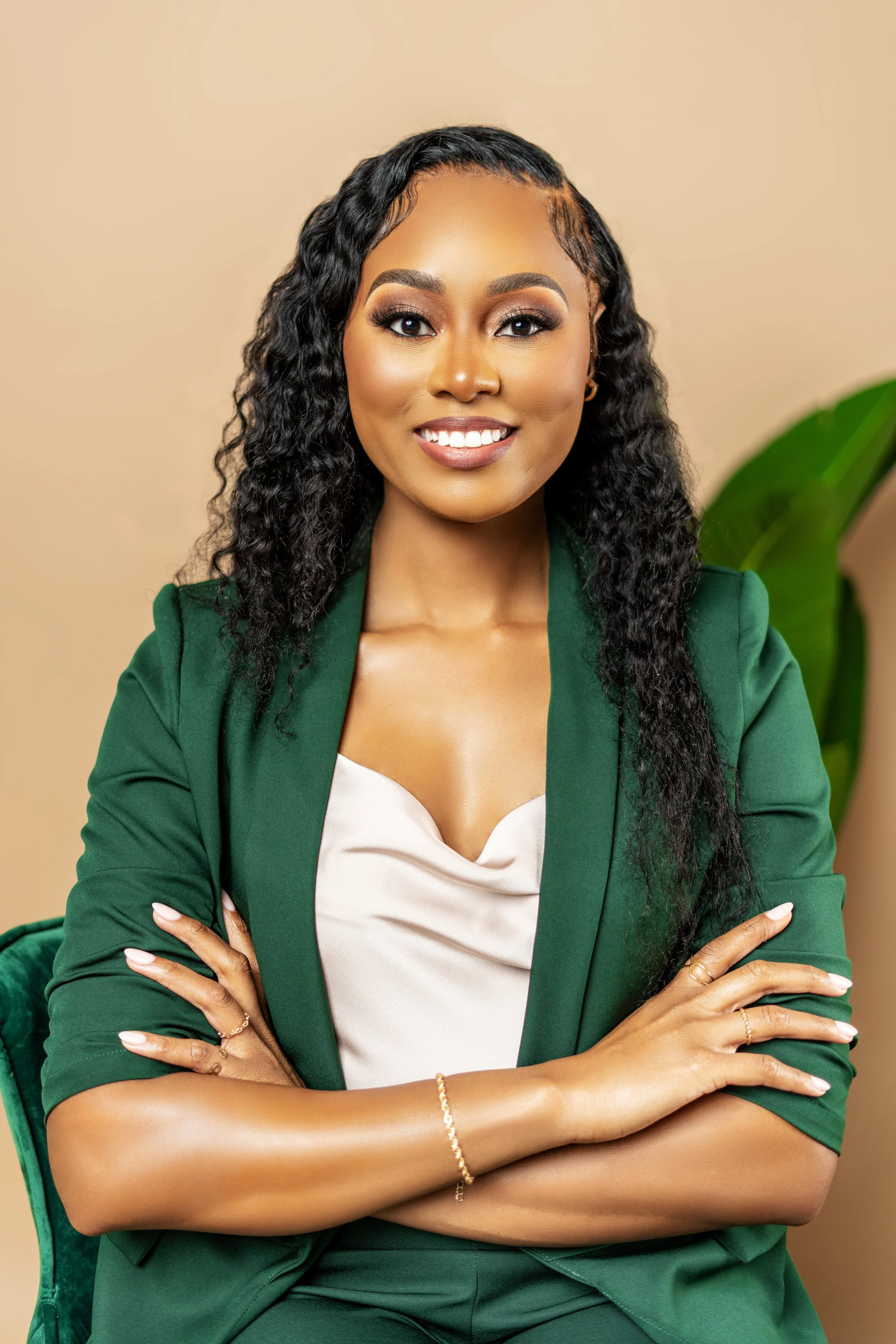 Kendra, licensed therapist for women in Florida and Texas