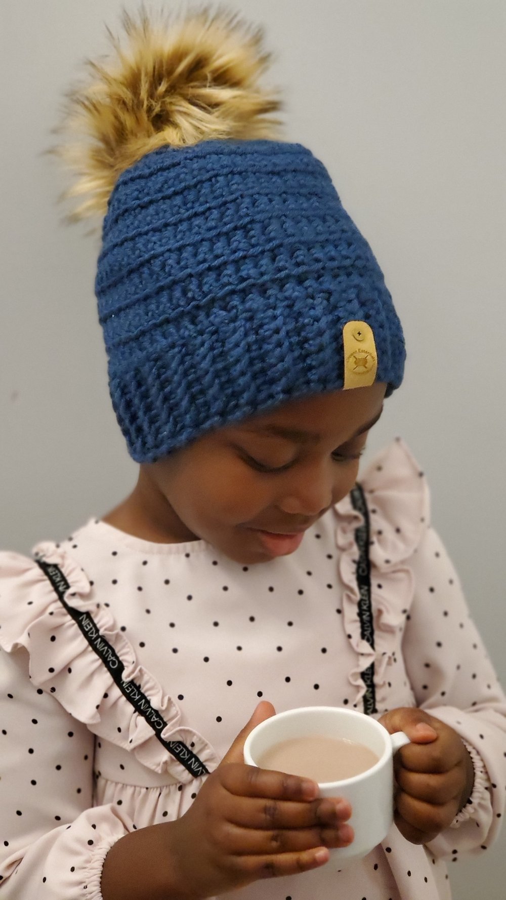 Kids beanies with pom poms, Blue kids crochet beanie — Faux Fur pompoms,  Luxury pompom, Hat poms, Faux Fur pompoms for hats