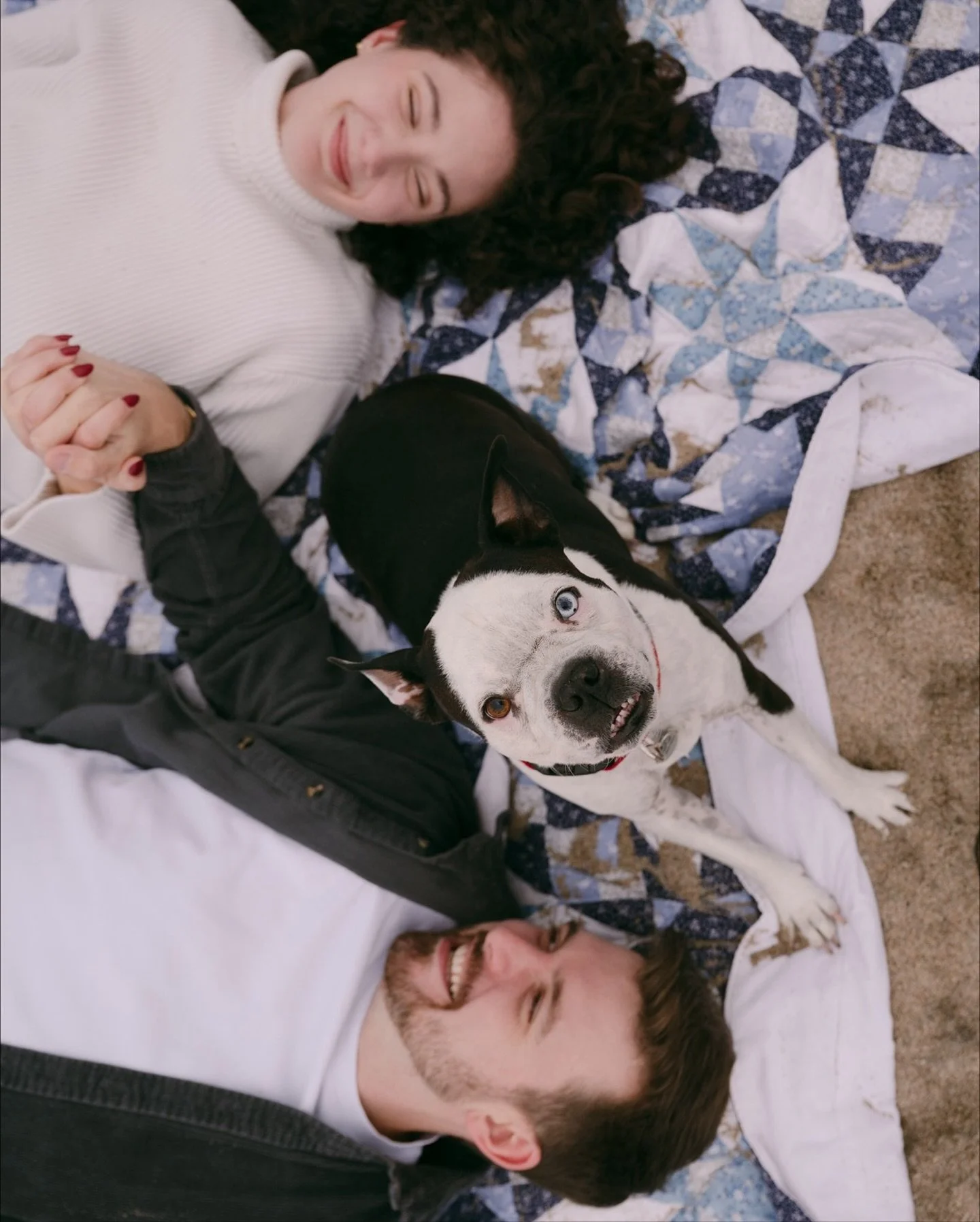 A moody October beach engagement session to hit your feed tonight. It was a chilly one, but I was so obsessed with how this whole session turned out. 

Arlo was just the bonus, obviously 🐶