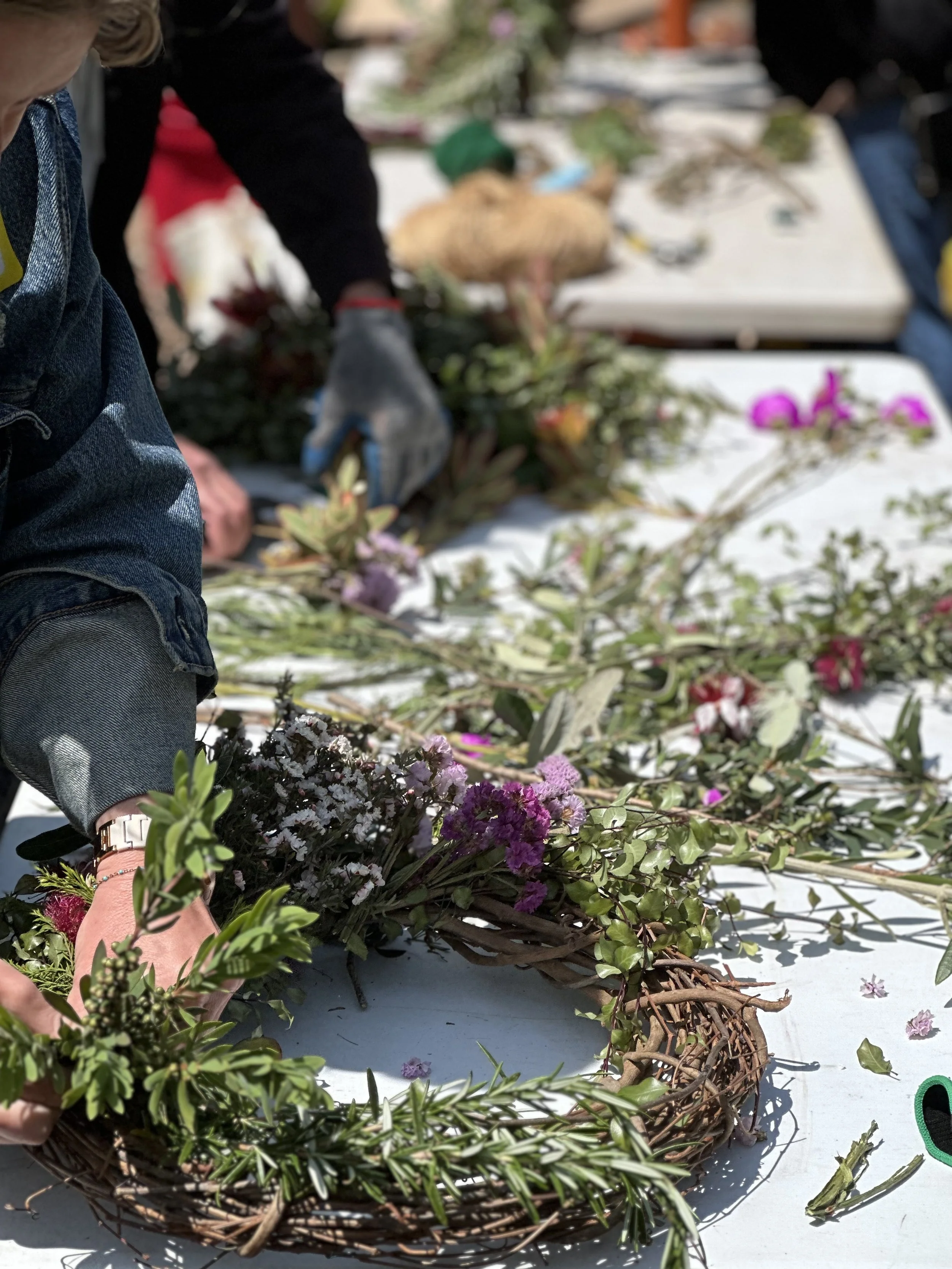 051725-wreathmaking-flower-crafting-gfe-IMG_9181.jpeg