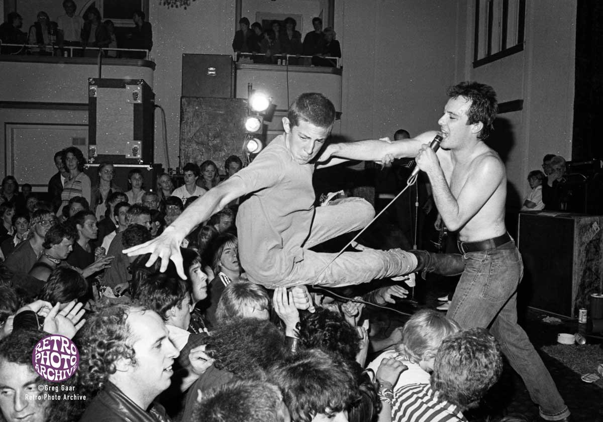 Greg-Gaar_San-Francisco_Dead-Kennedys_Fillmore_med.jpg