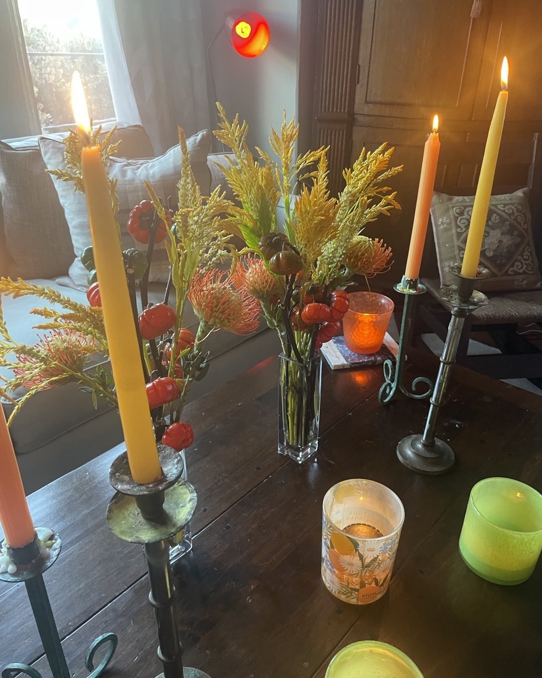 Today&rsquo;s floral and candle color inspirations&hellip; Happy Autumn!! #Flowers #Candles #Autumn #SanFrancisco #Realtor #Happy #Colors