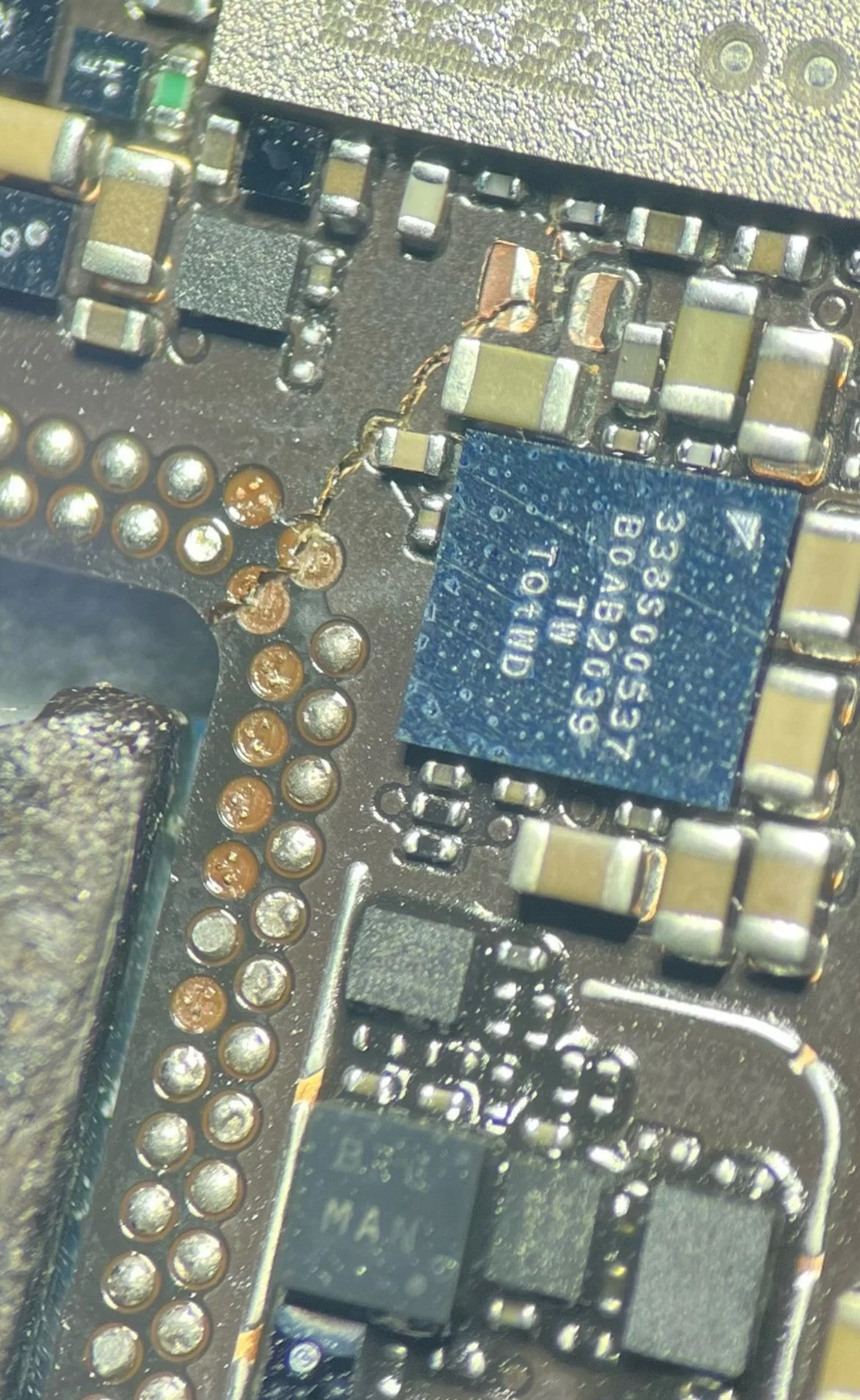 cracked iphone logic board from impact damage or hard drop, impressive repairs,mail-in service, rhode island, massachusetts, nationwide, best prices, high quality