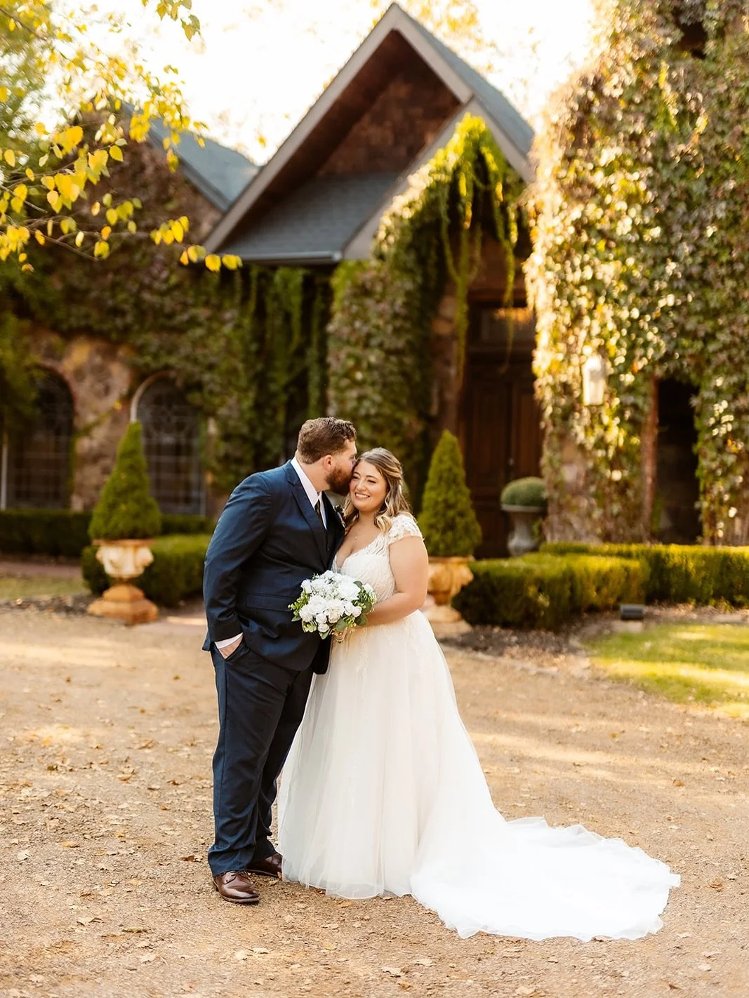 Happy anniversary to Kearsten and Tristan! 💙 

Wedding management: @stardustweddingsnwa 
Photography: @shipmanphotography 
Venue @stonechapelnwa 
DJ/Sound: @djslyarkansas 
Cake: @shelbylynnscake 
Hair/Makeup: @moodbeautynwa @strandsbyjo 
Catering: @
