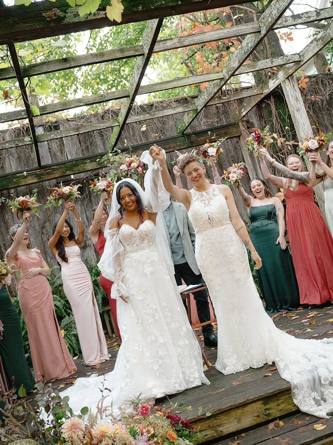 Margie + Laura 10.25.25 🤍

Photo @a.marie.photo 
Coordination @stardustweddingsnwa 
Venue @gardenroomar 
Flowers @bakerstreetblooms 
Fruit table @shaddai_mixfruittable 
Catering @rabbitholenwa 
Cakes @cakes_by_chris_nwa 
Rentals @alchemy_event_renta