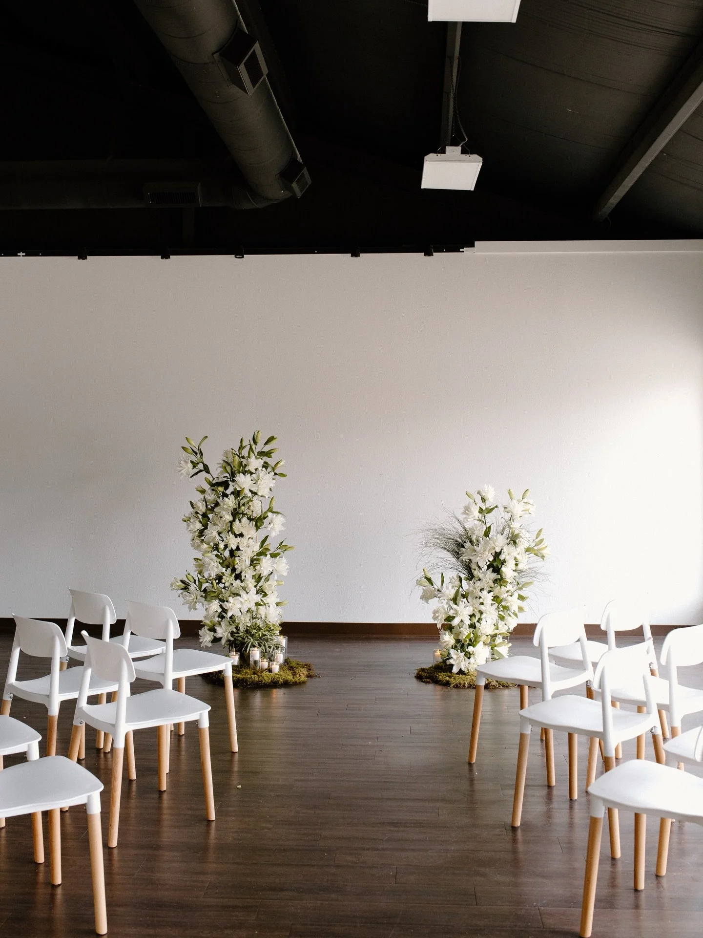 Inspiration for your wedding color palette is everywhere. A favorite piece of clothing, an album cover, a ribbon. You can come to me with a full color palette picked out or nothing at all! We&rsquo;ll find a way to bring a truly unique design to life