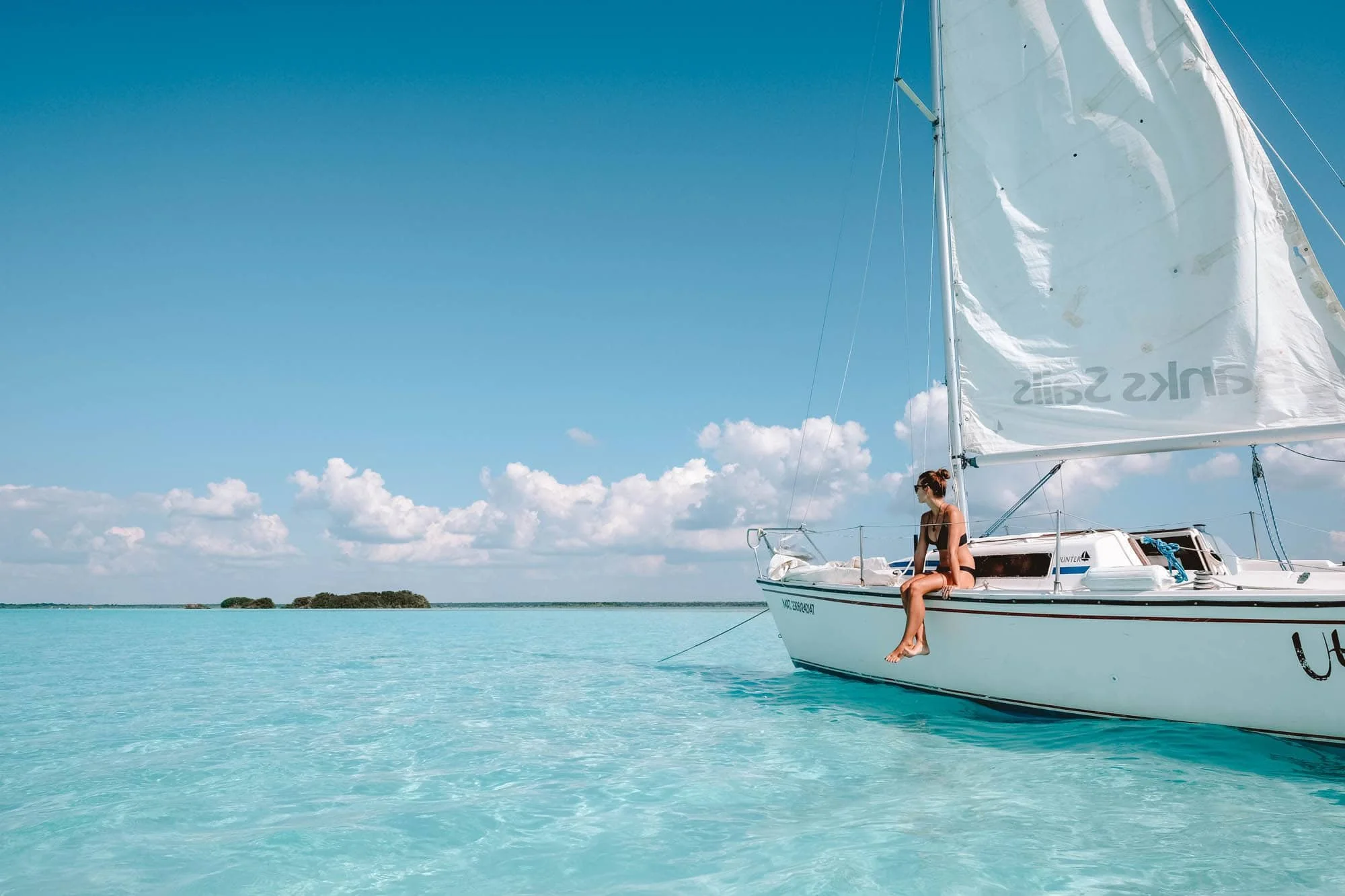 sailing-bacalar.jpg