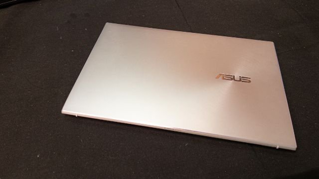 華碩靈耀ASUS ZenBook14s U4700J - 筆電更換散熱膏與清潔風扇灰塵