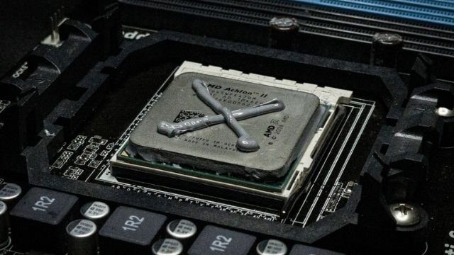 The Best Thermal Paste for your needs (Beginner's Guide)