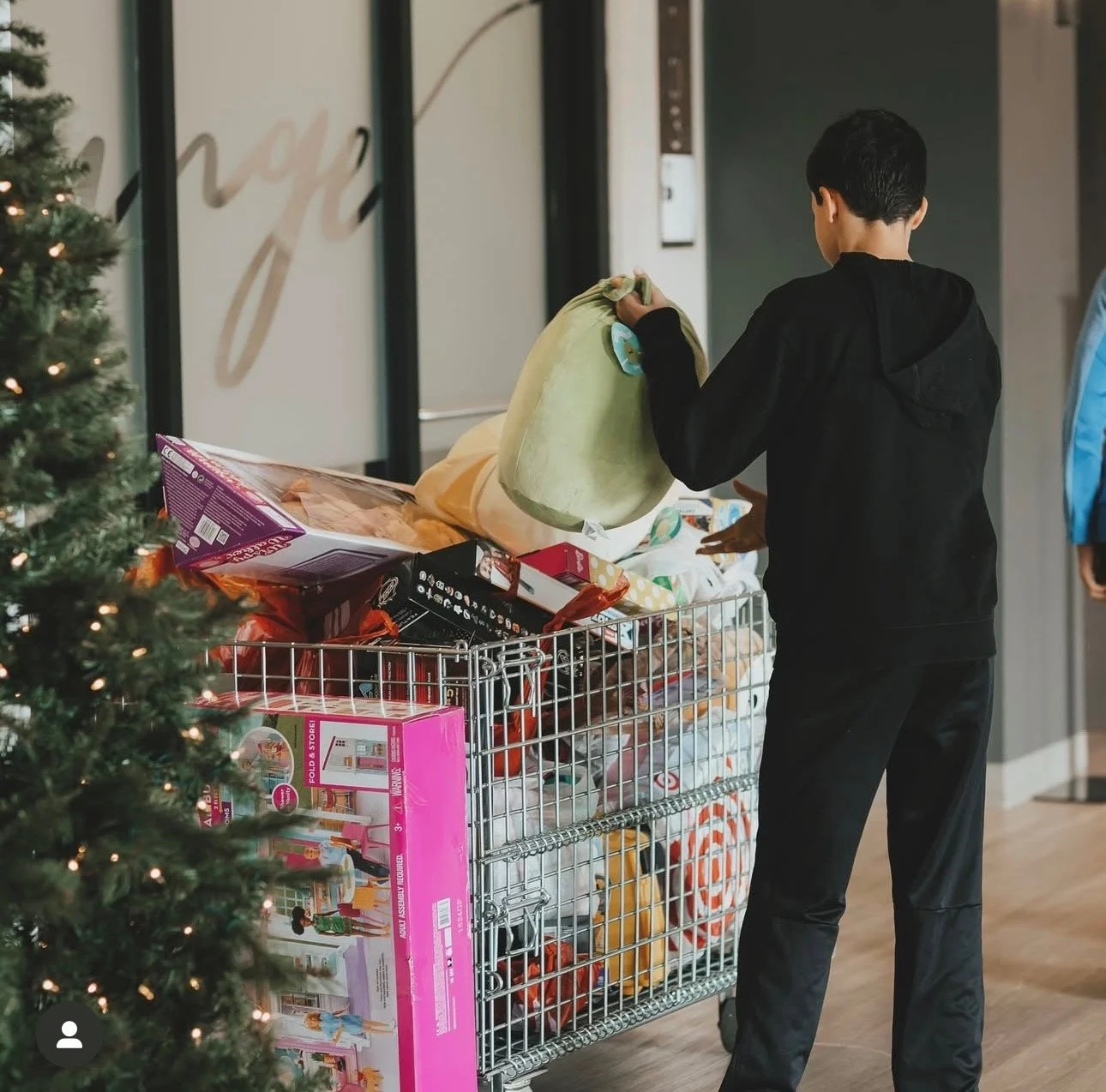North Gwinnett CO-OP: Santa Shop